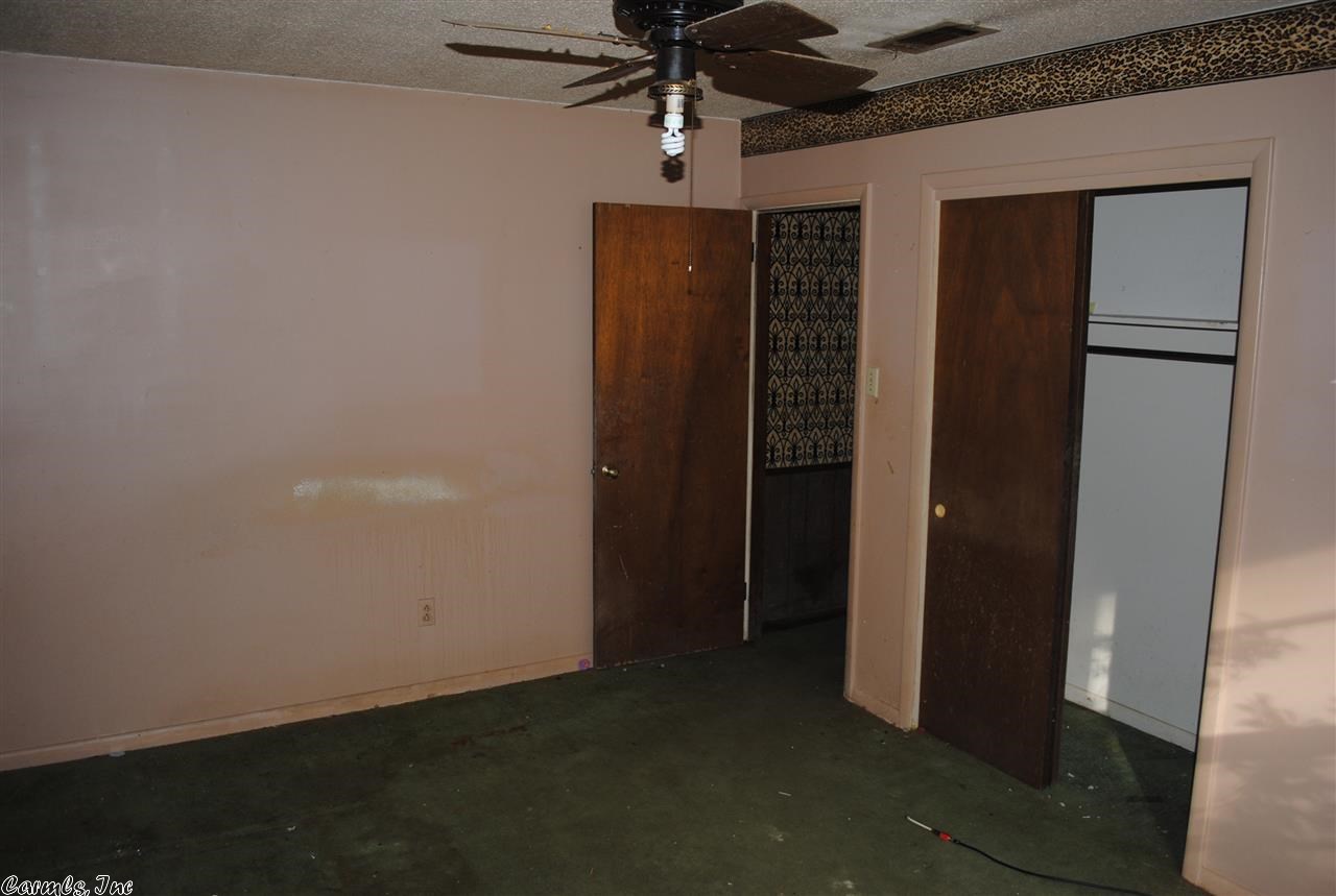 MAJESTIC OAKS - Residential