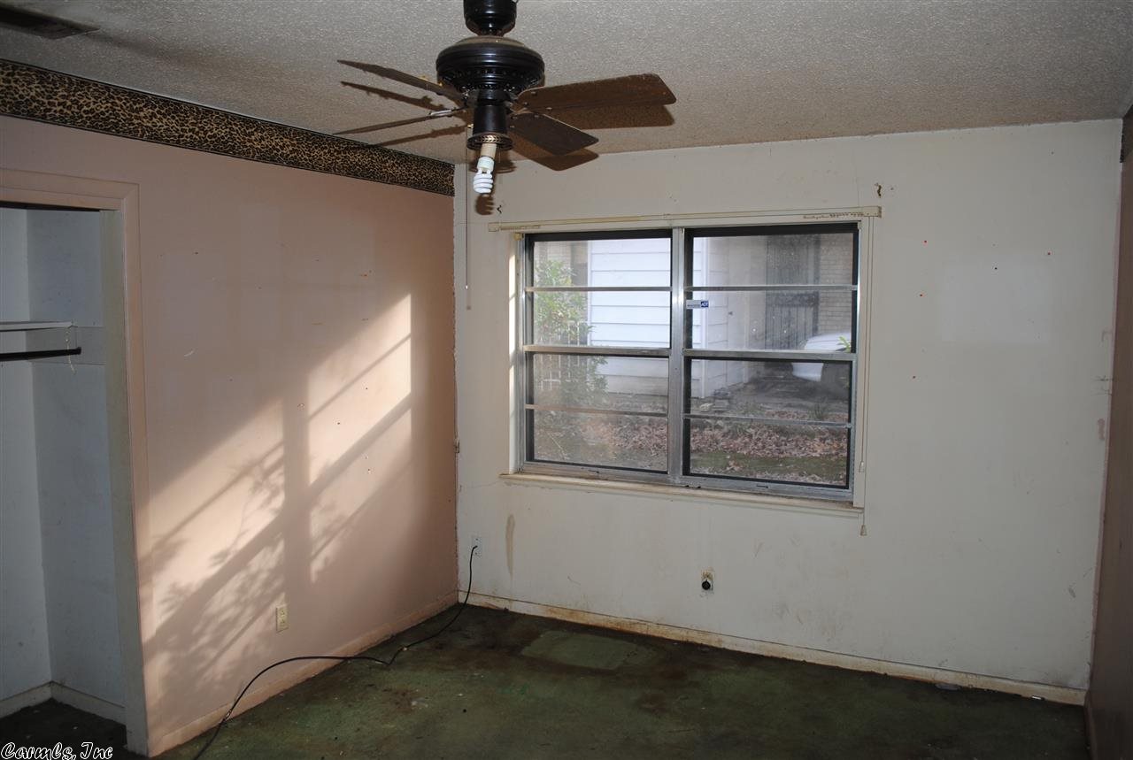 MAJESTIC OAKS - Residential