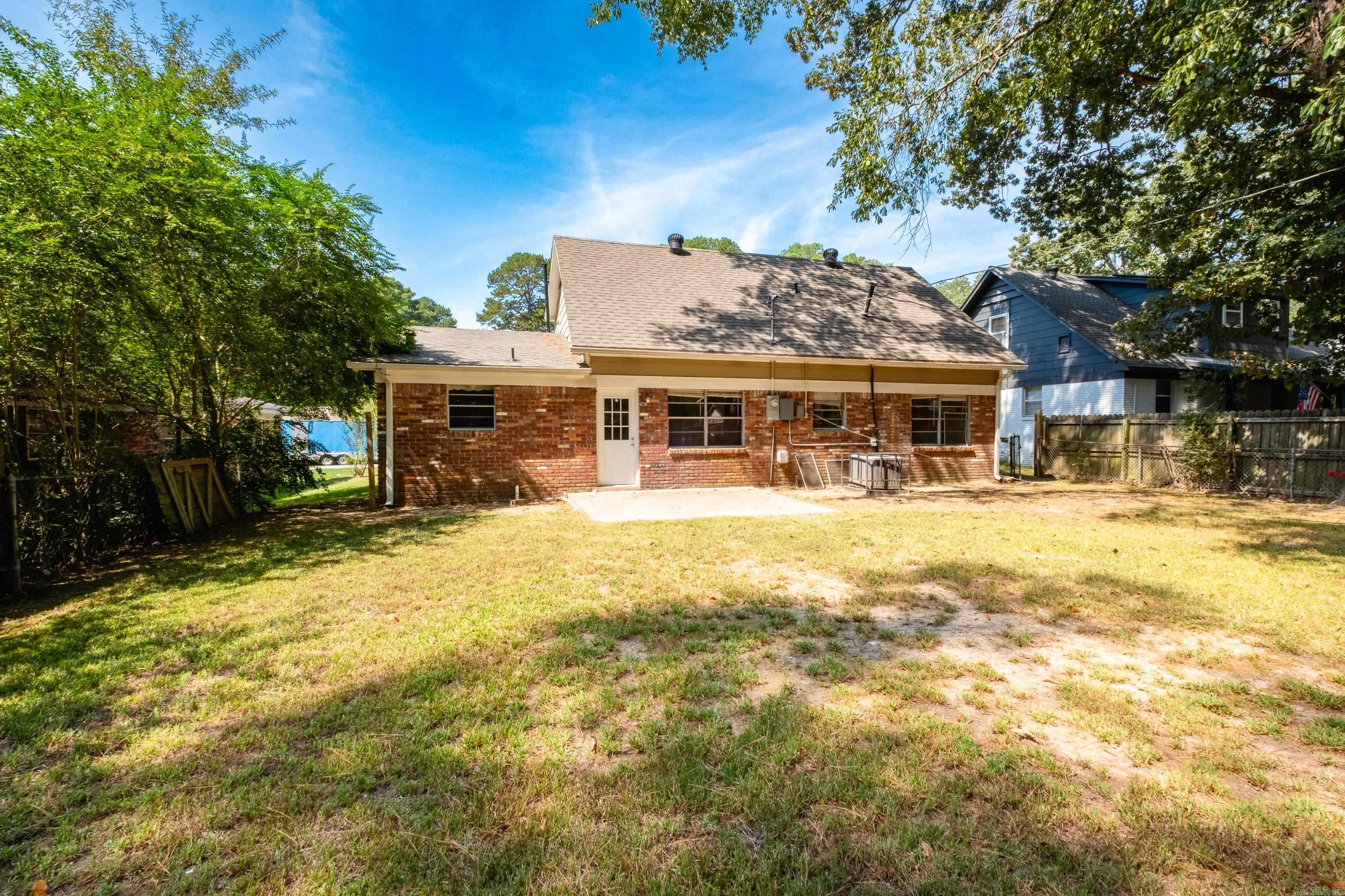 MAJESTIC OAKS - Residential