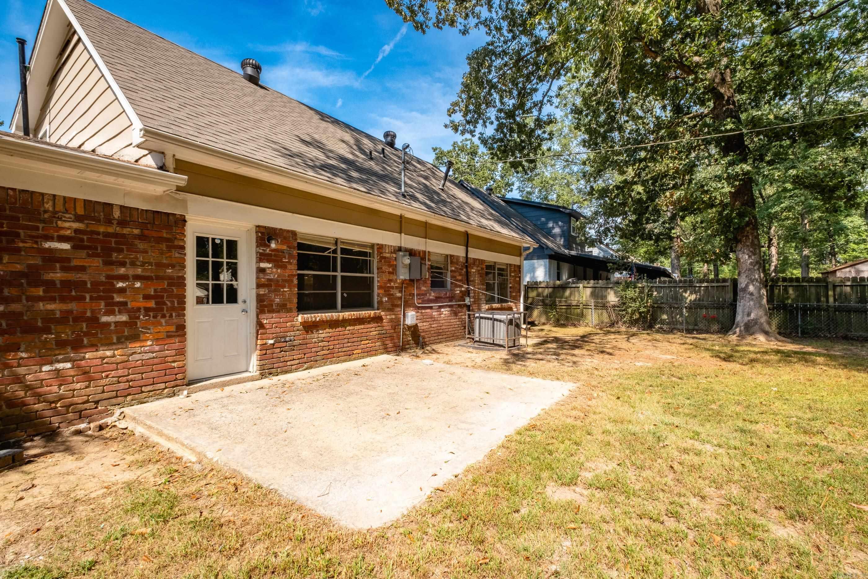 MAJESTIC OAKS - Residential