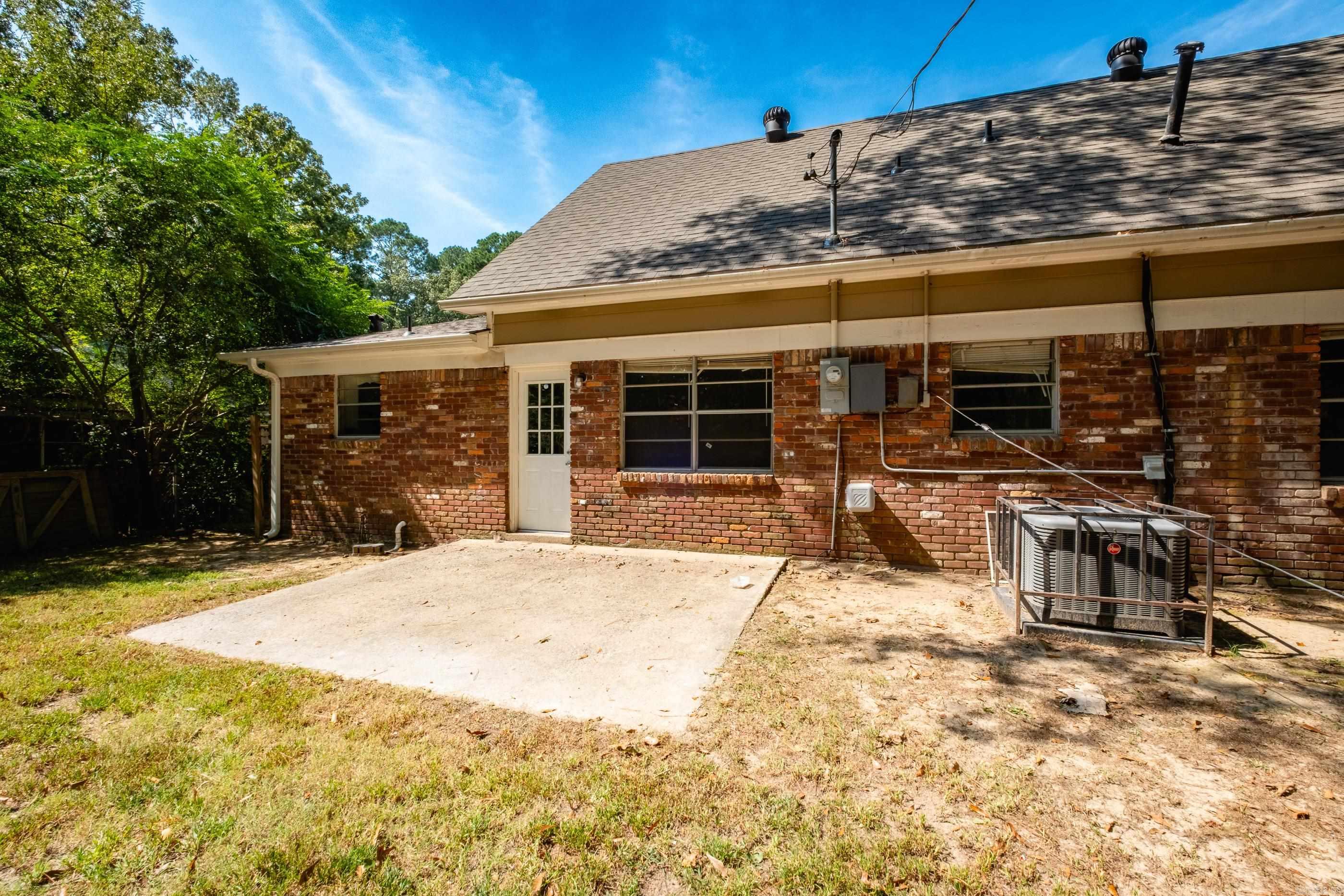 MAJESTIC OAKS - Residential