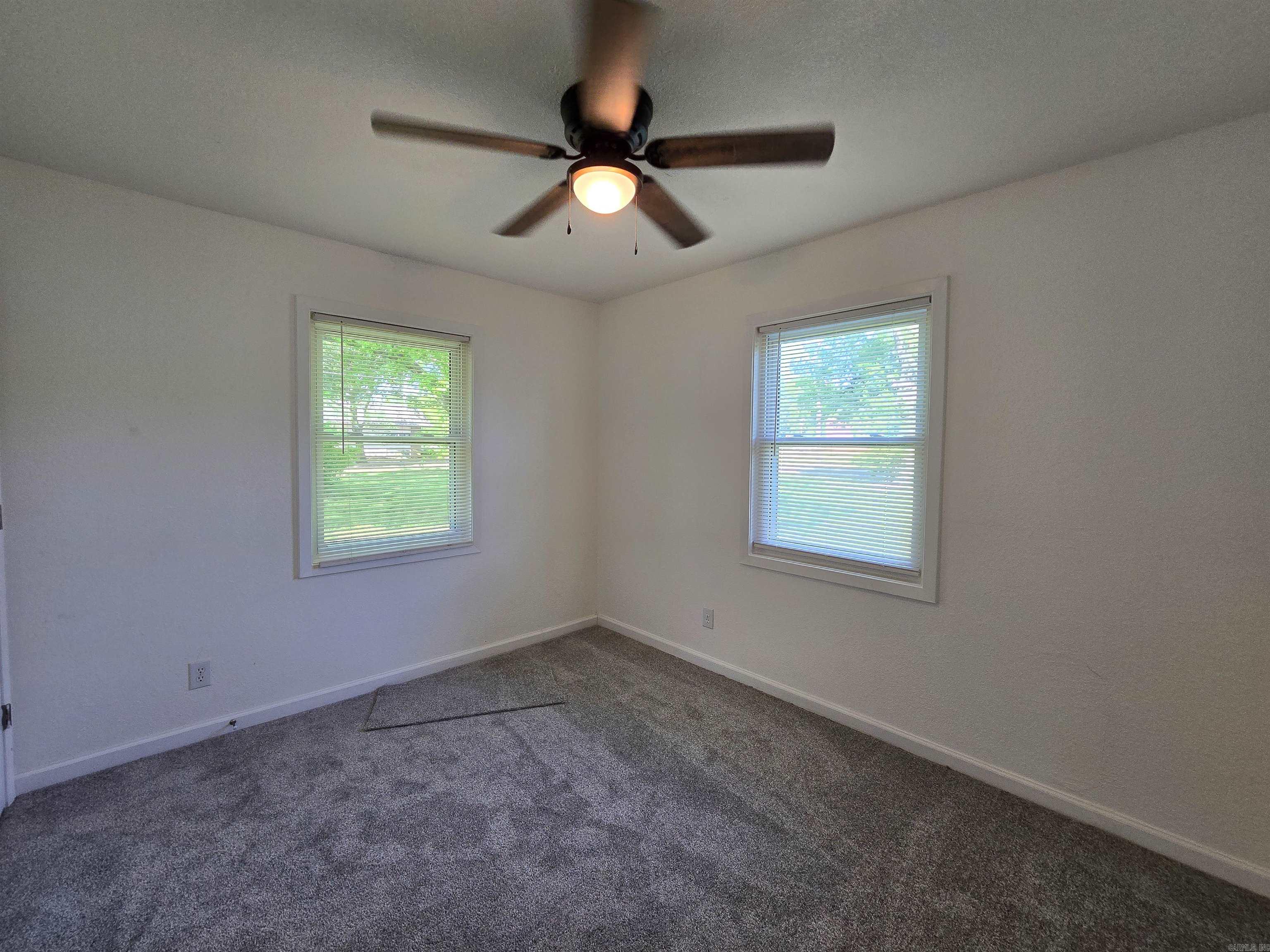 E RITTER VICTORY - Residential