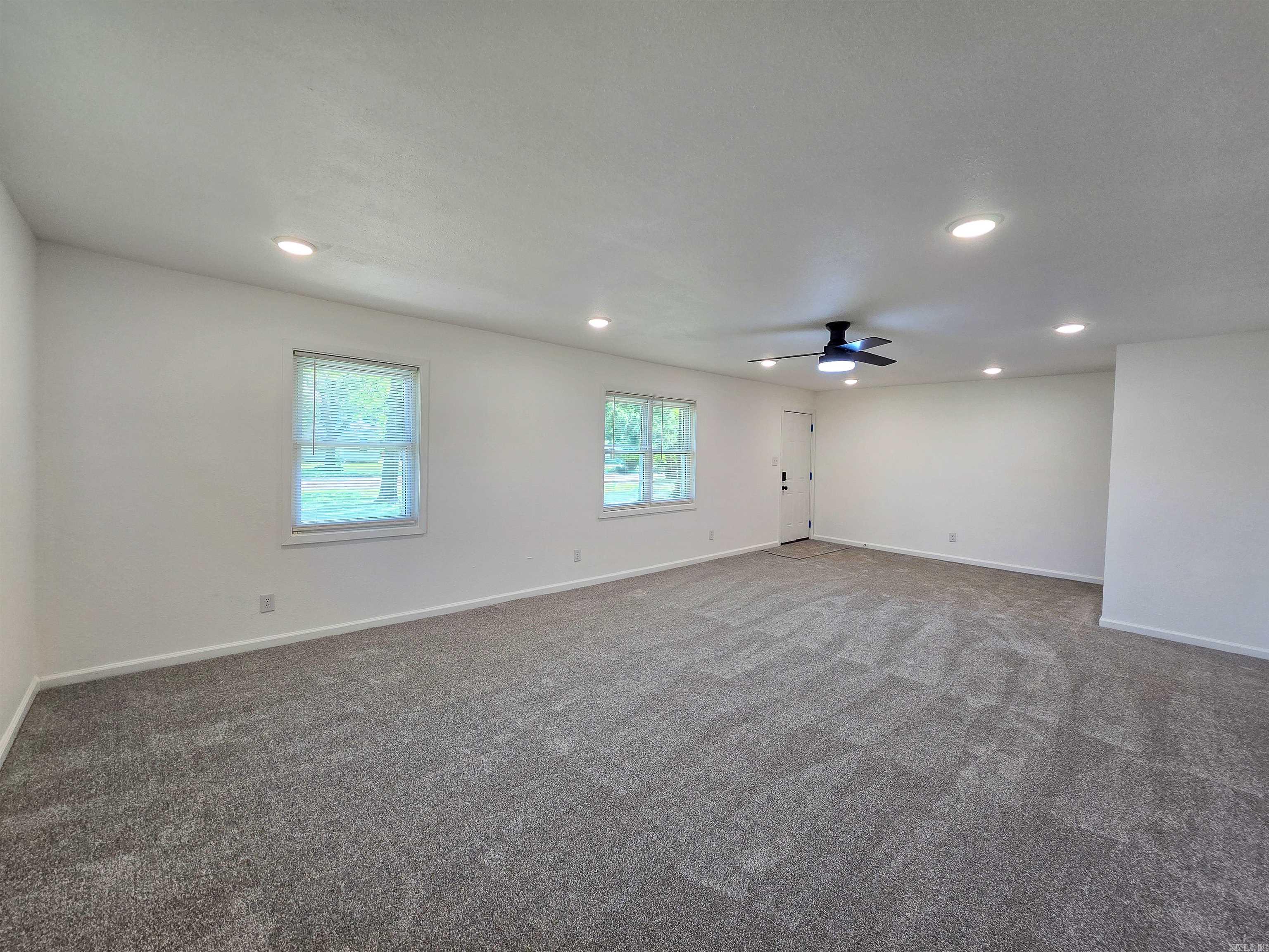 E RITTER VICTORY - Residential
