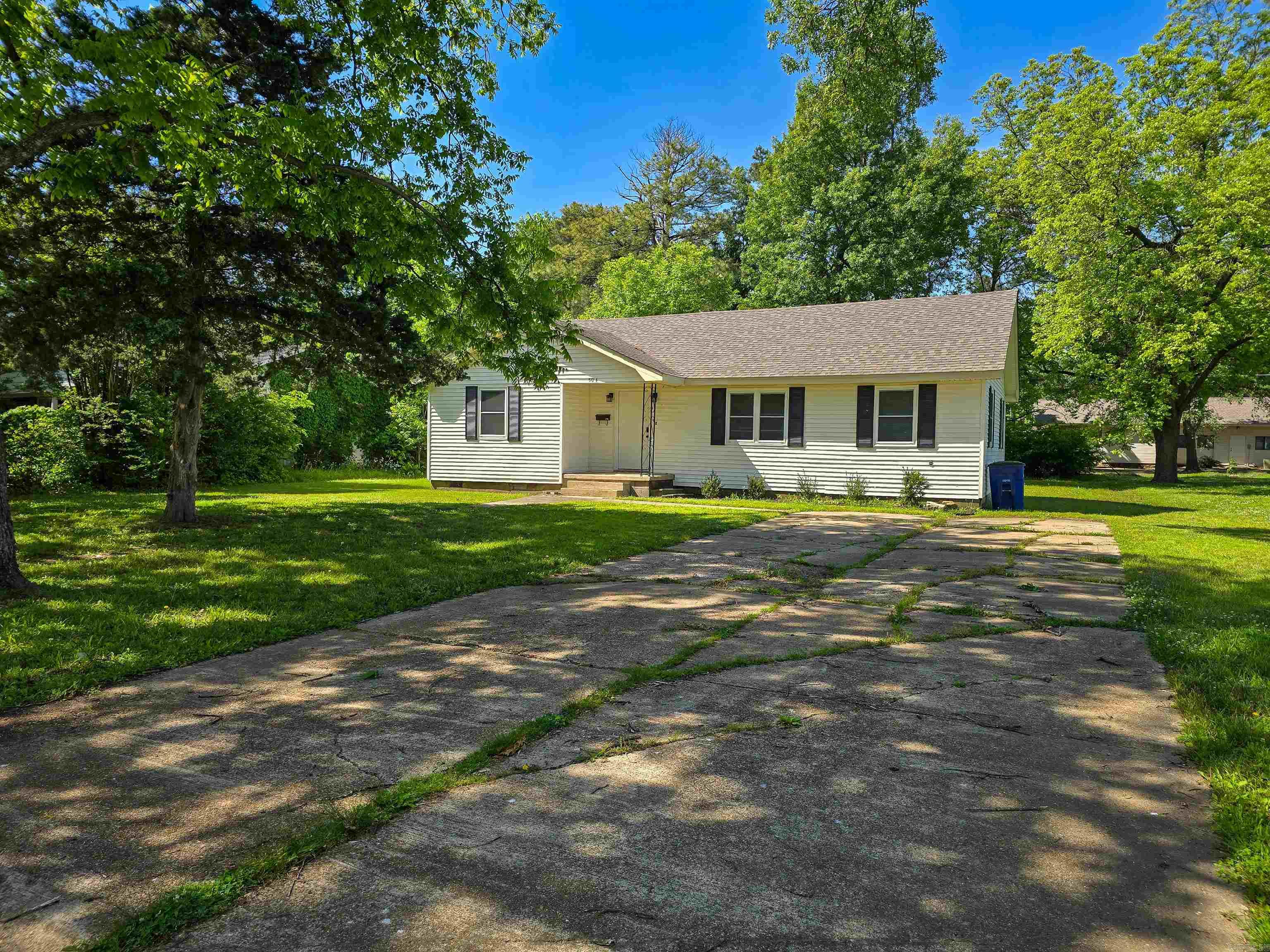 E RITTER VICTORY - Residential