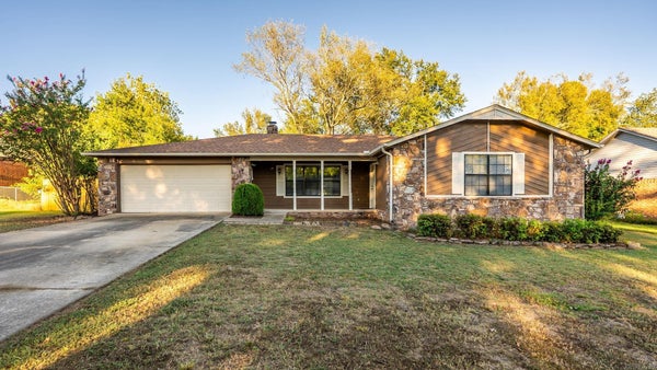37 KENSINGTON DR, CONWAY, AR 72034 - Image 2396478f10a6a17aedfc92a42df7ca45/393288371