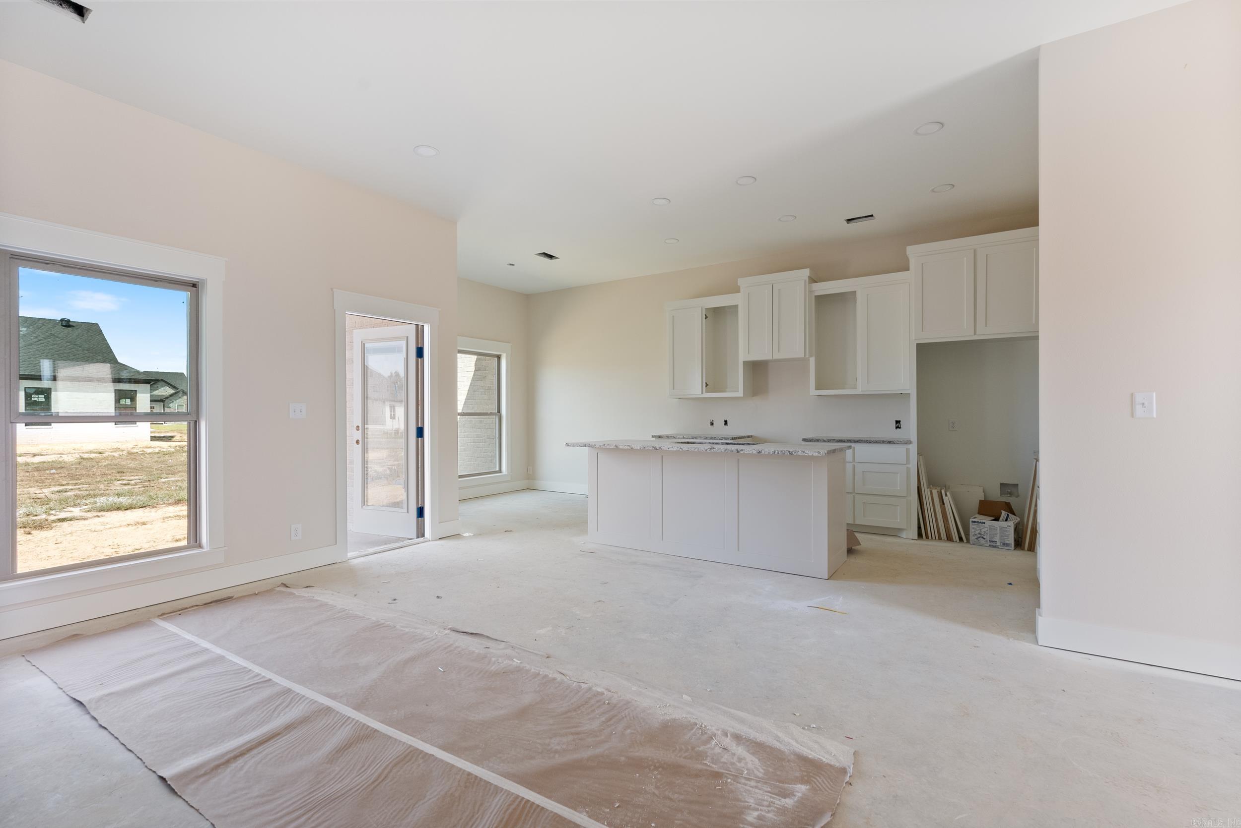 EAST MEADOW - Residential