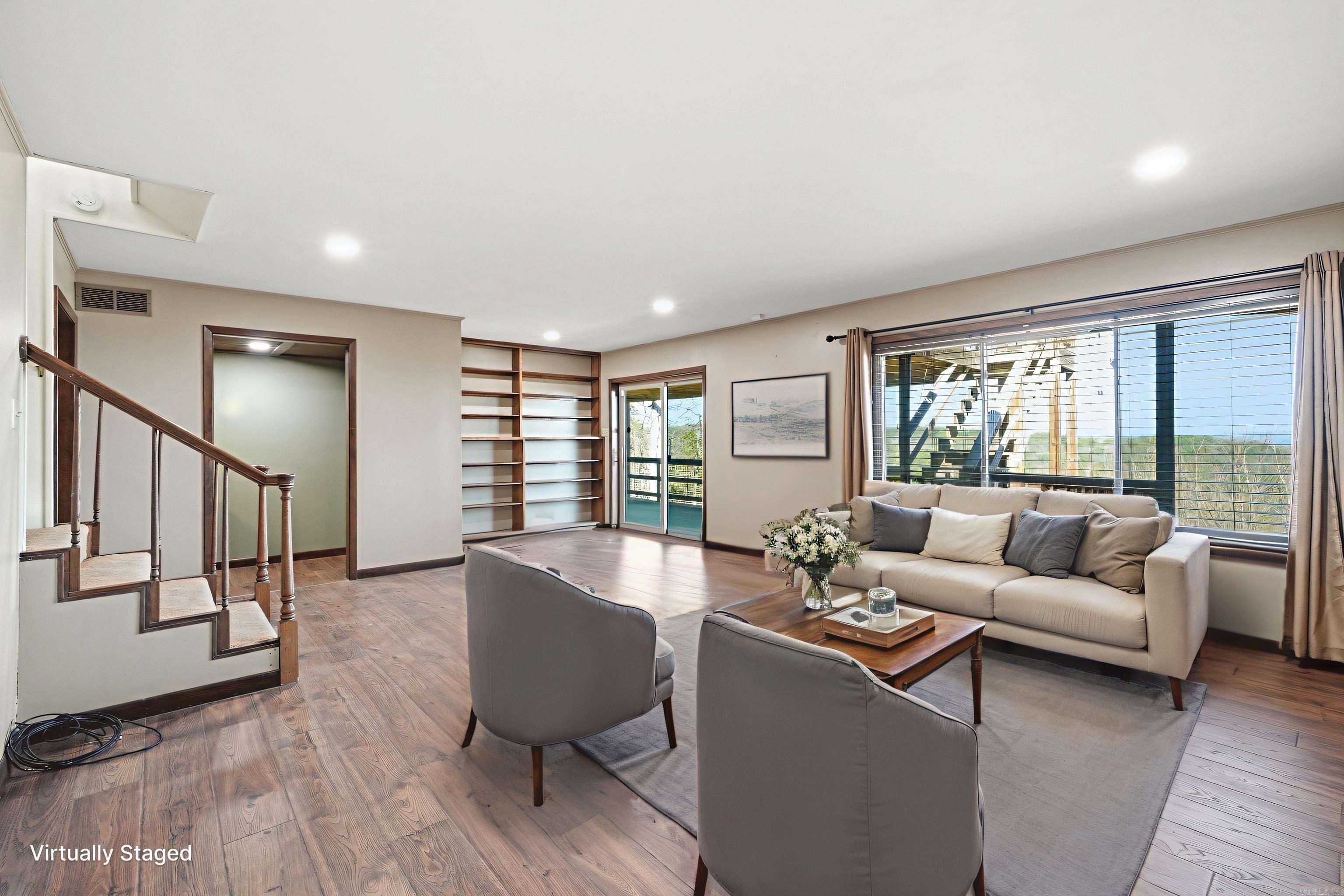 INDIAN HILLS - Residential