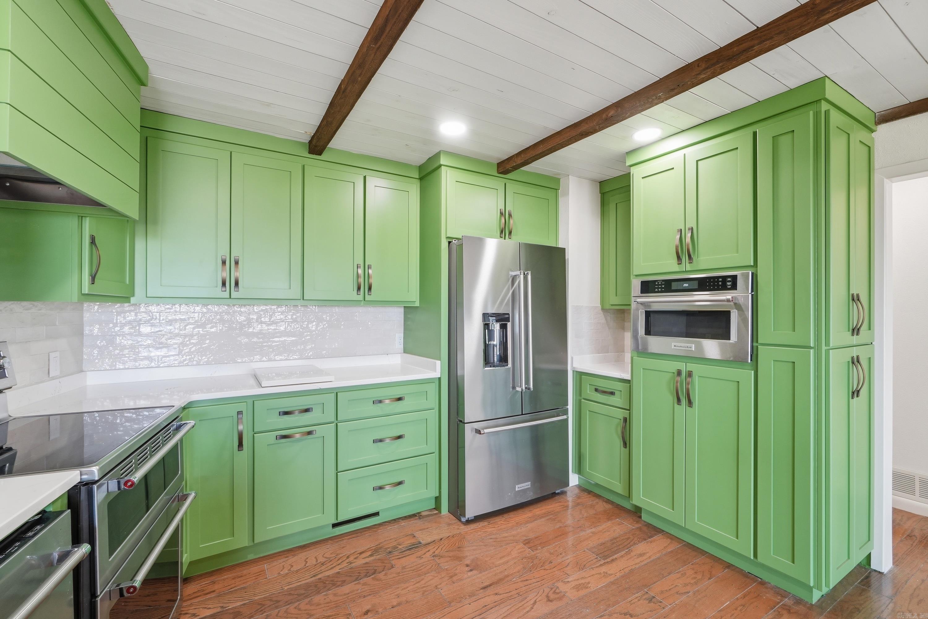 INDIAN HILLS - Residential