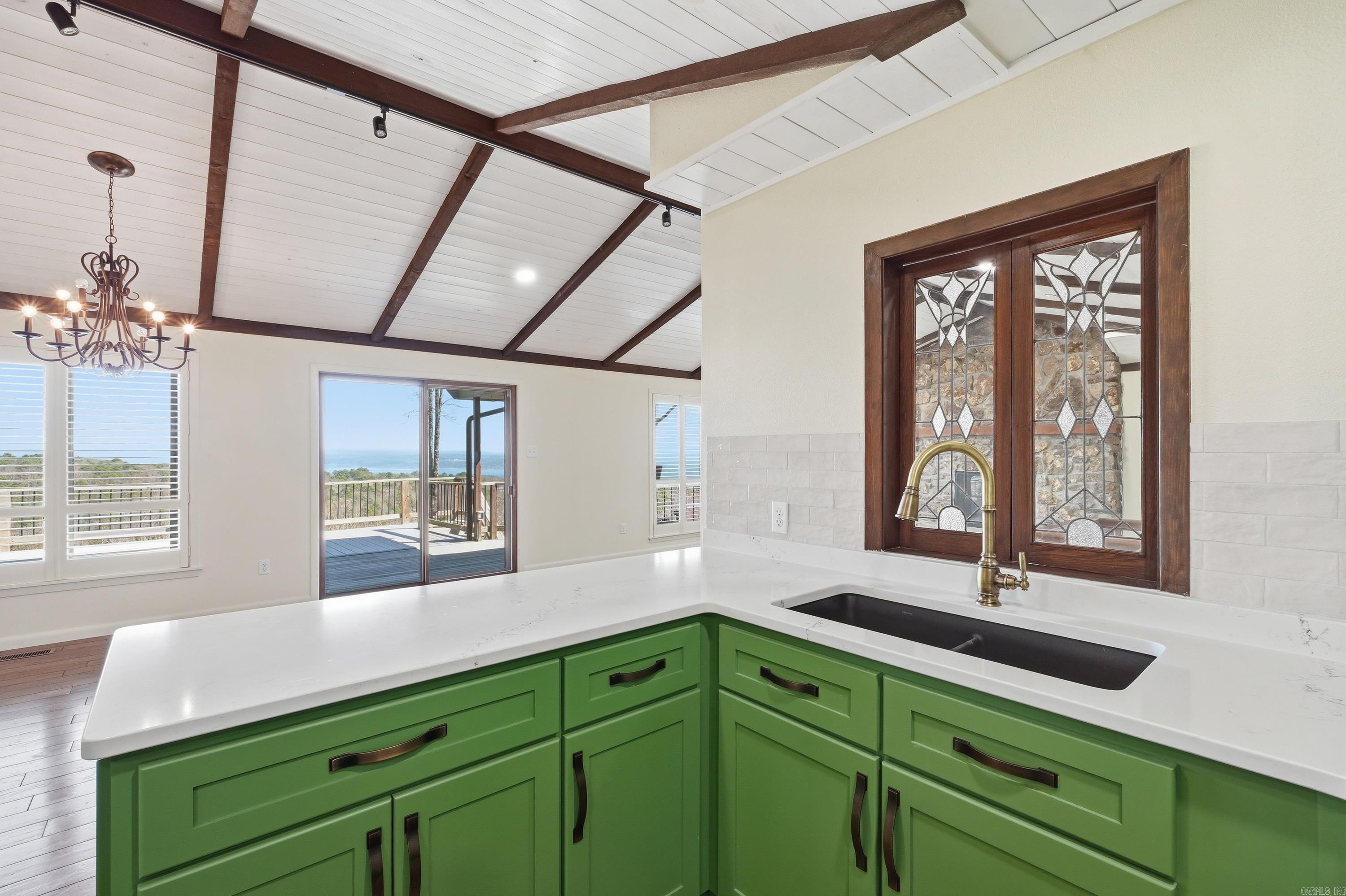 INDIAN HILLS - Residential