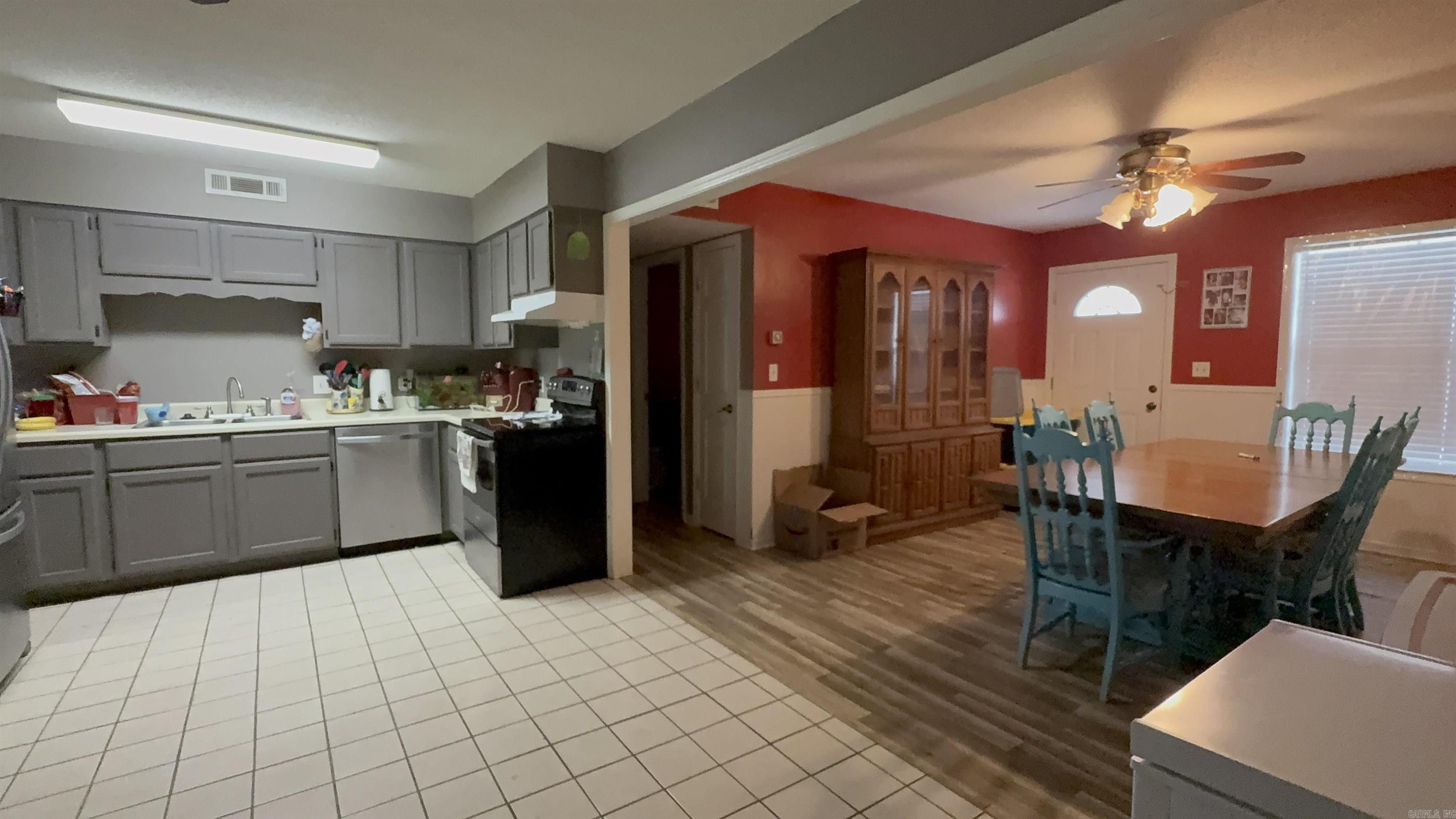 POPLAR ACRES ADDITION - Residential