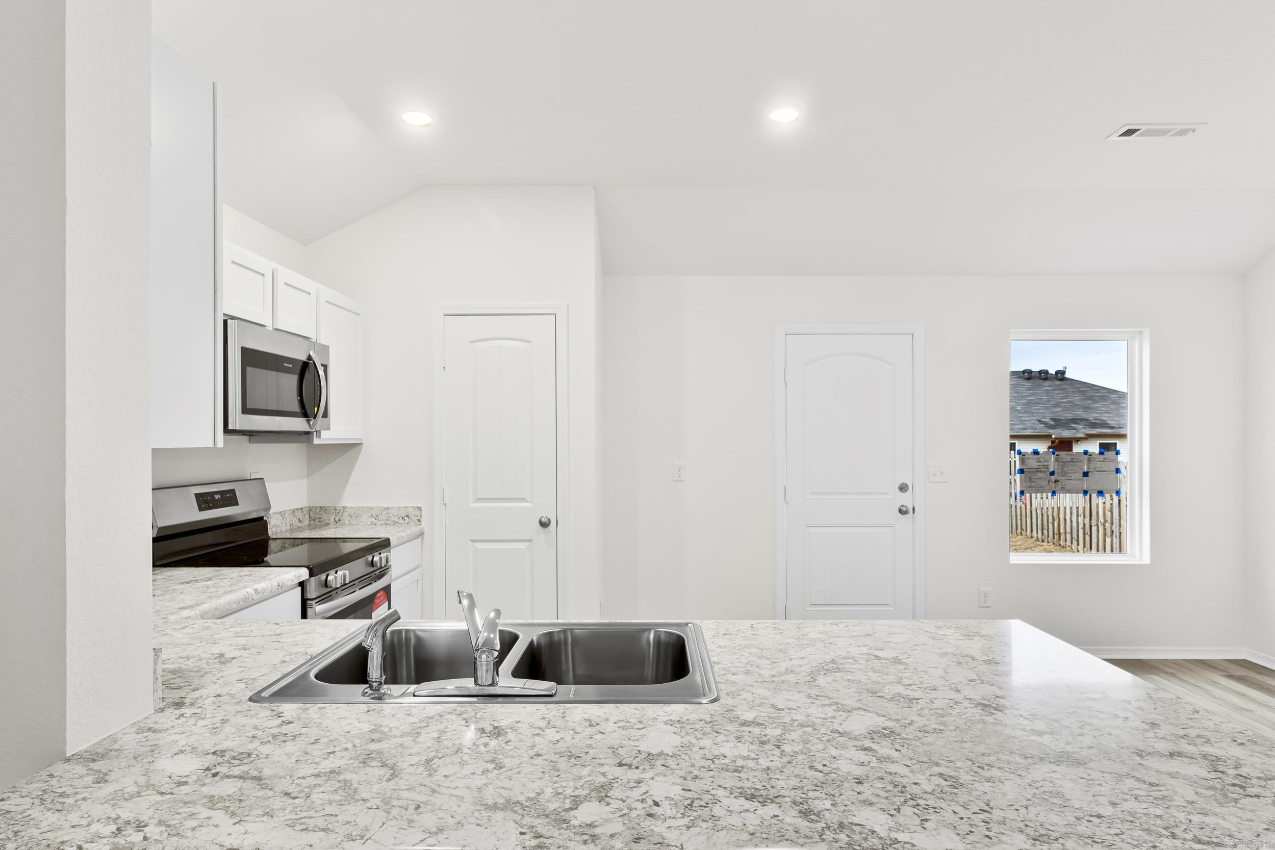 THE MEADOWS - Residential