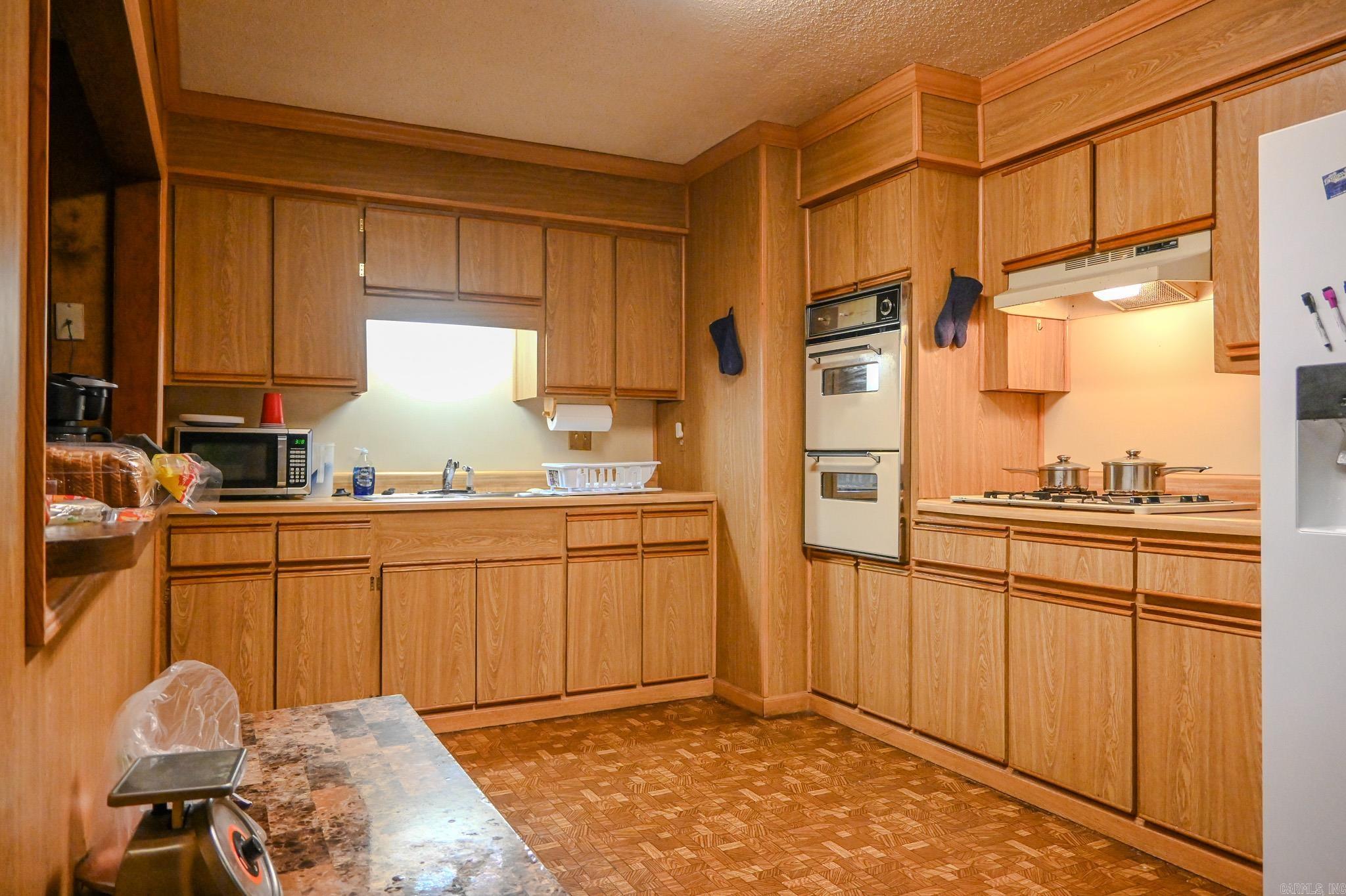 WESTWOOD - Residential