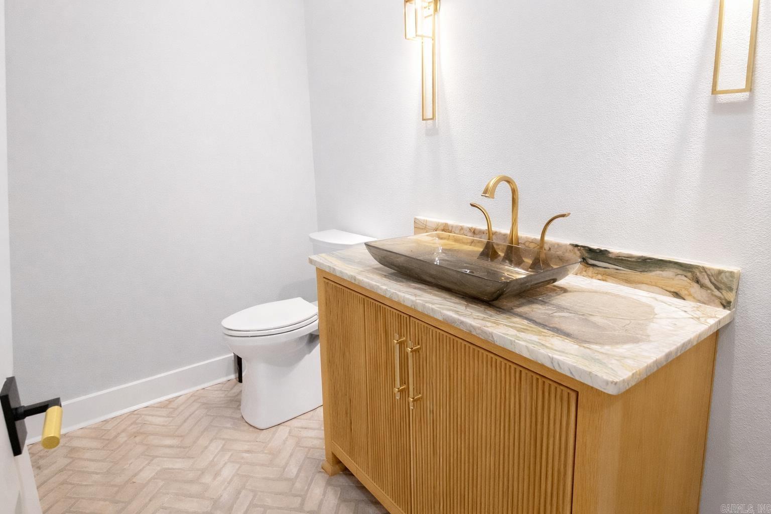 BEAR DEN ESTATES - Residential