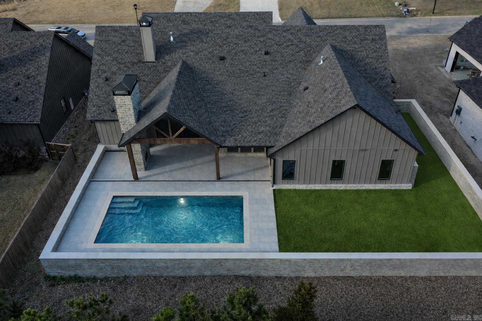 BEAR DEN ESTATES - Residential