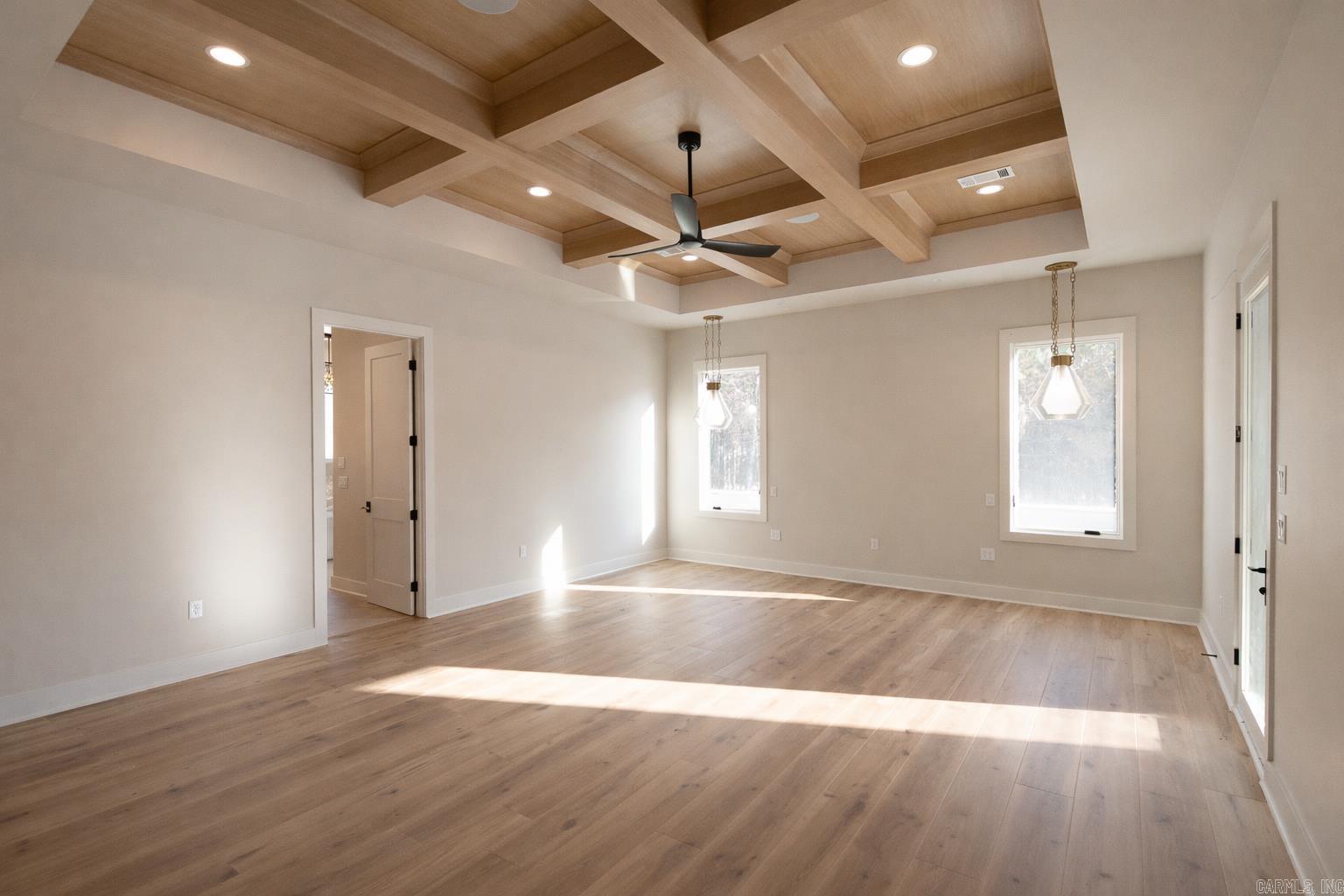 BEAR DEN ESTATES - Residential