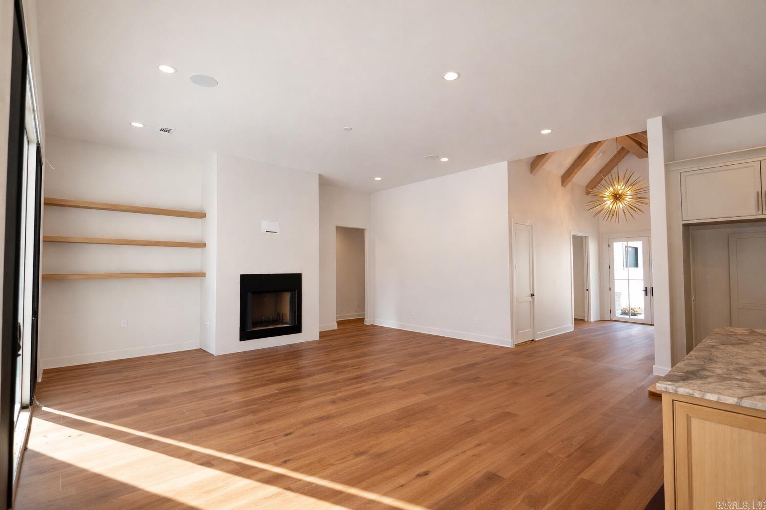 BEAR DEN ESTATES - Residential