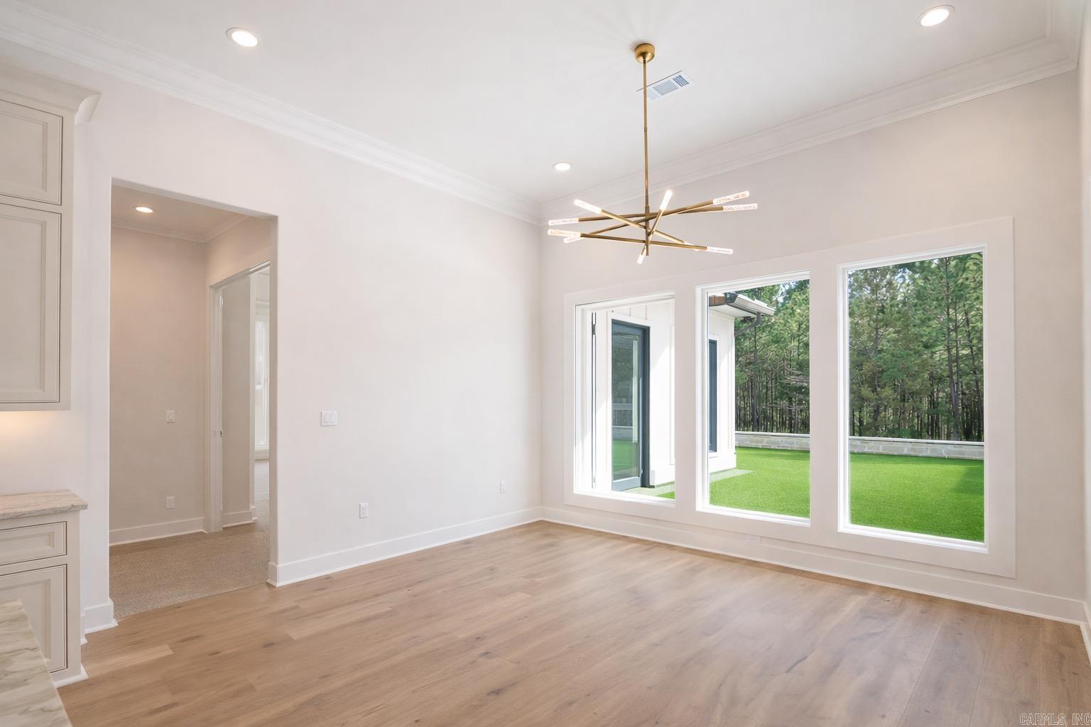 BEAR DEN ESTATES - Residential