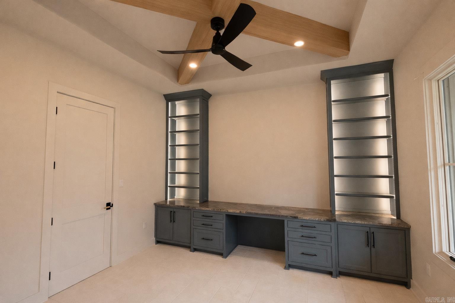 BEAR DEN ESTATES - Residential