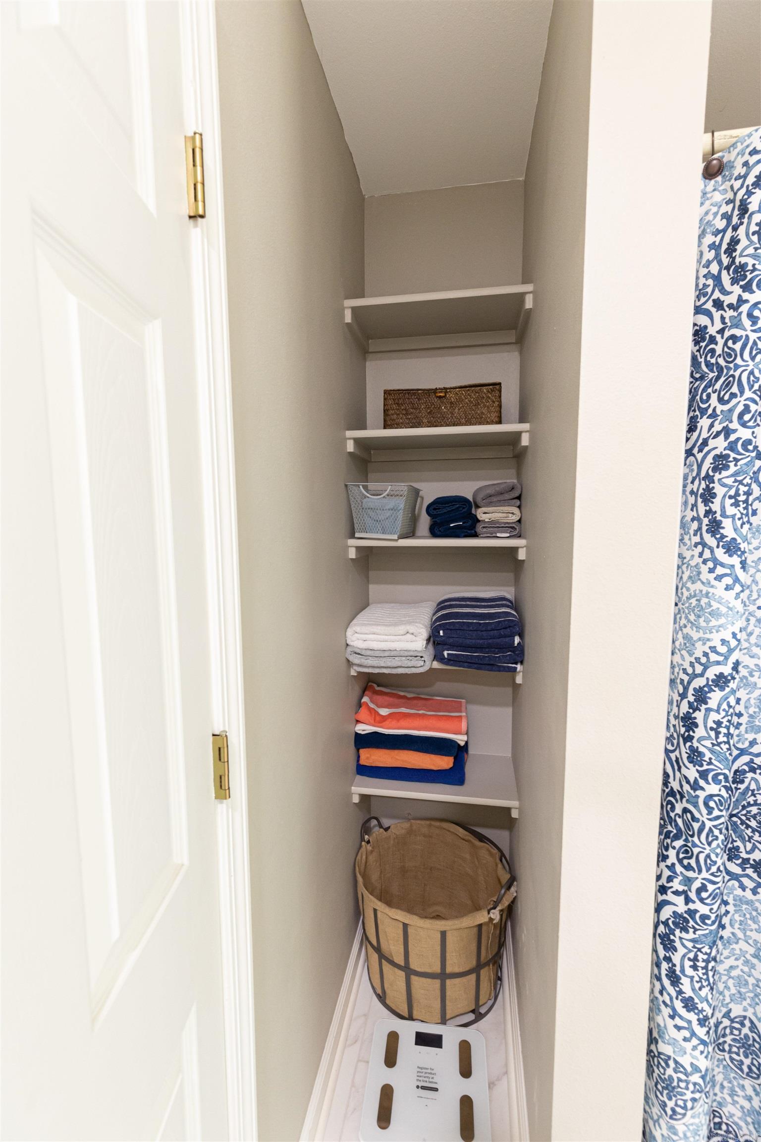 AUTUMN RIDGE - Residential