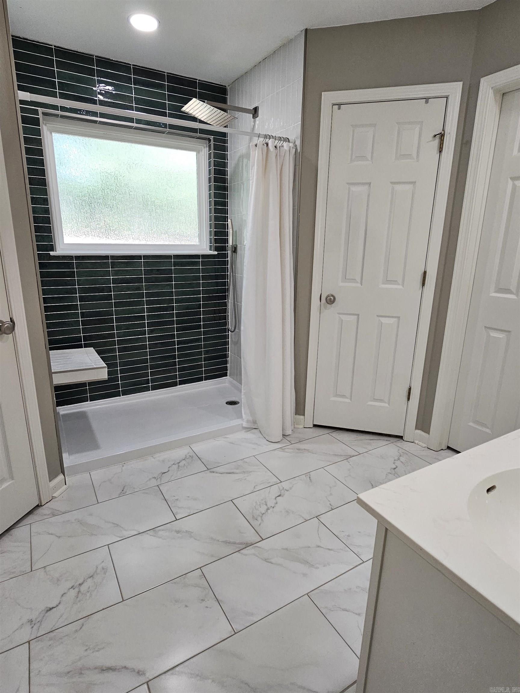 AUTUMN RIDGE - Residential