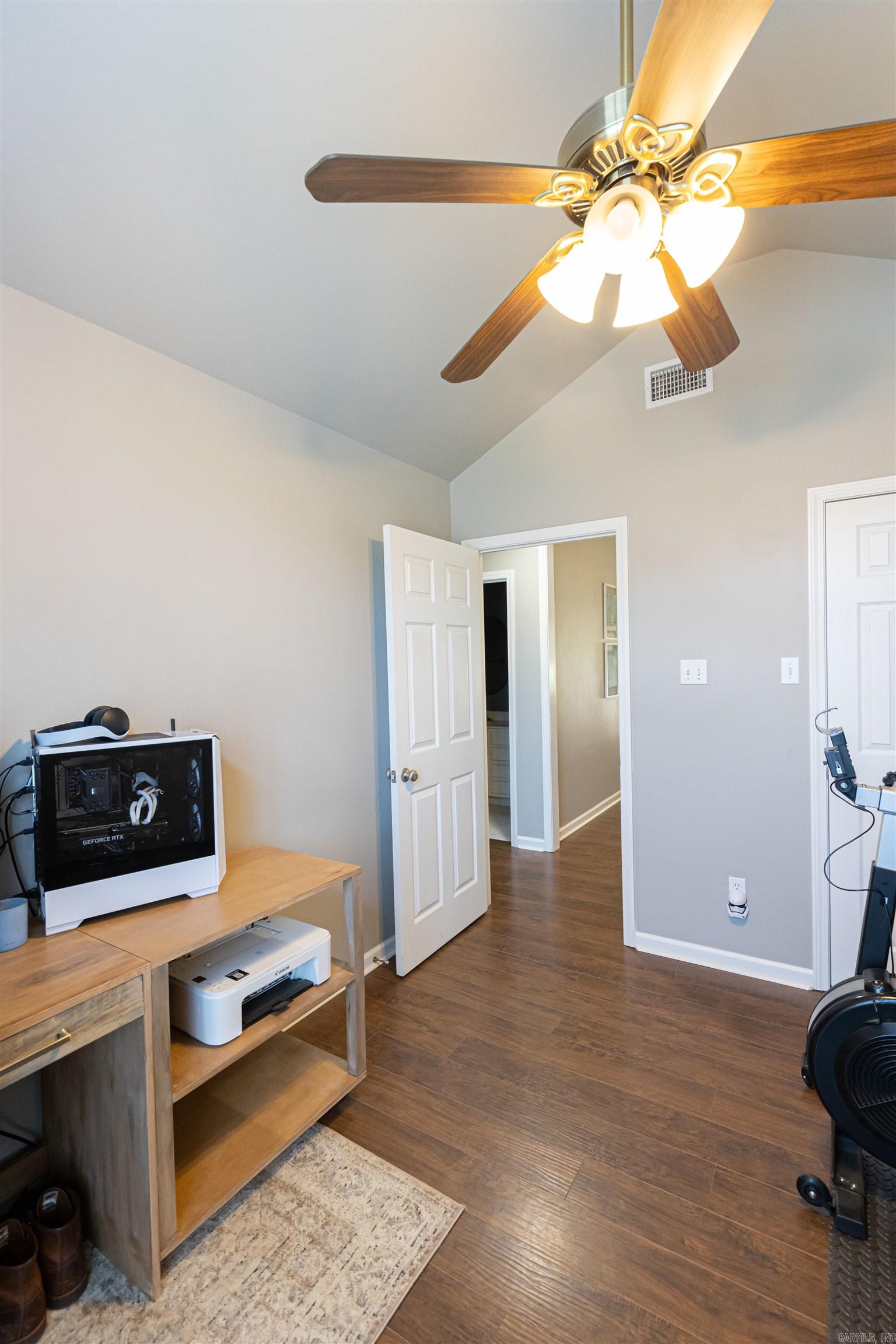 AUTUMN RIDGE - Residential