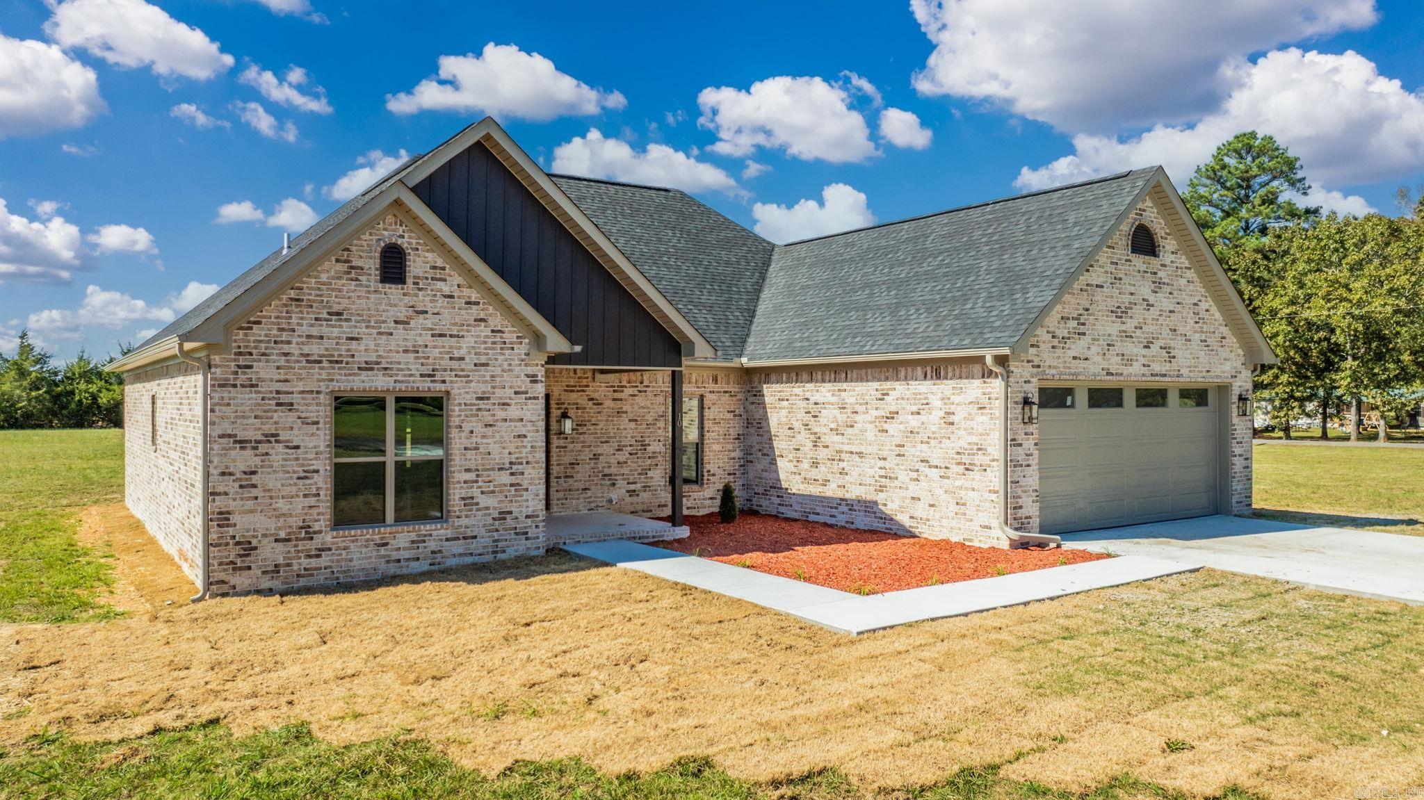 TAYLORS PLACE - Residential