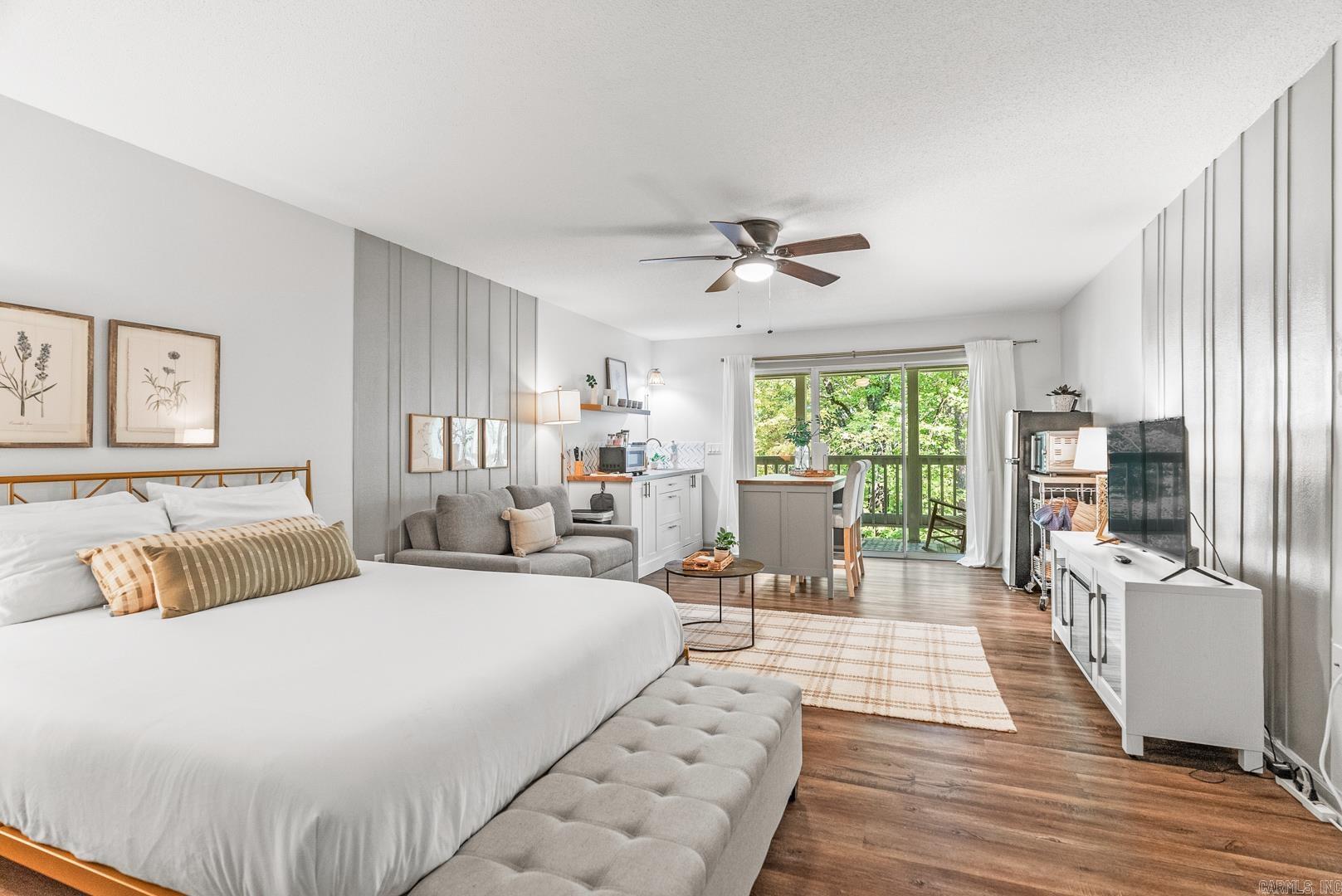 SUMMERHILL PLACE CONDOS - Residential