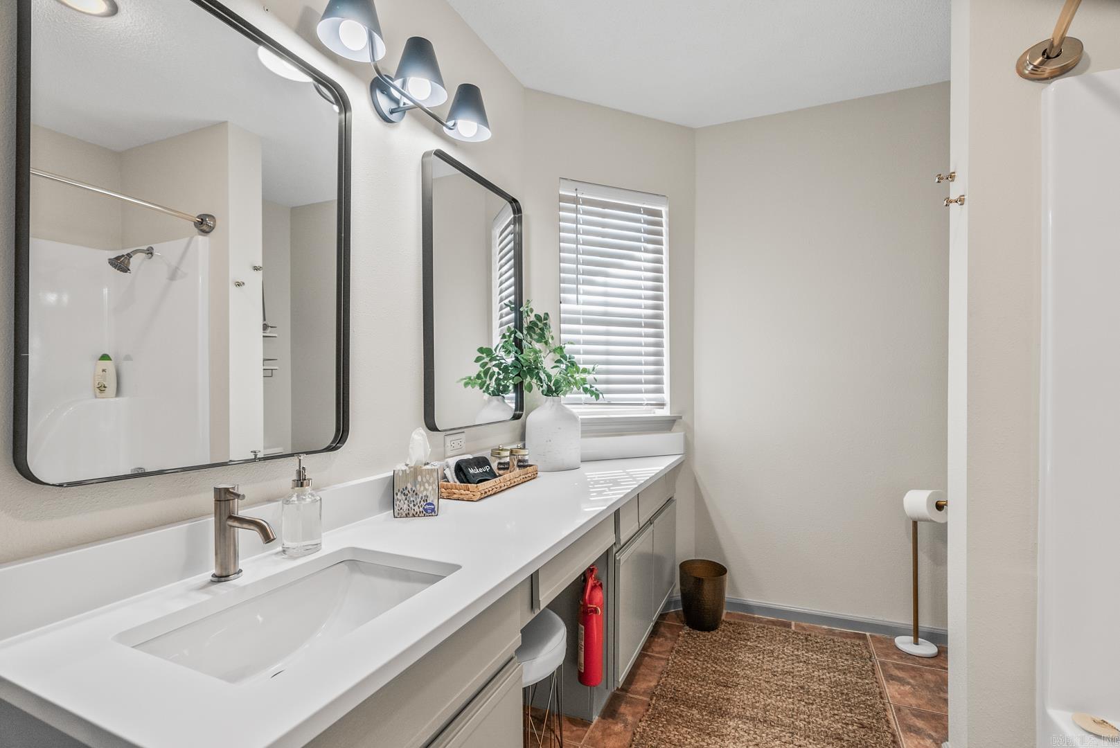 SUMMERHILL PLACE CONDOS - Residential