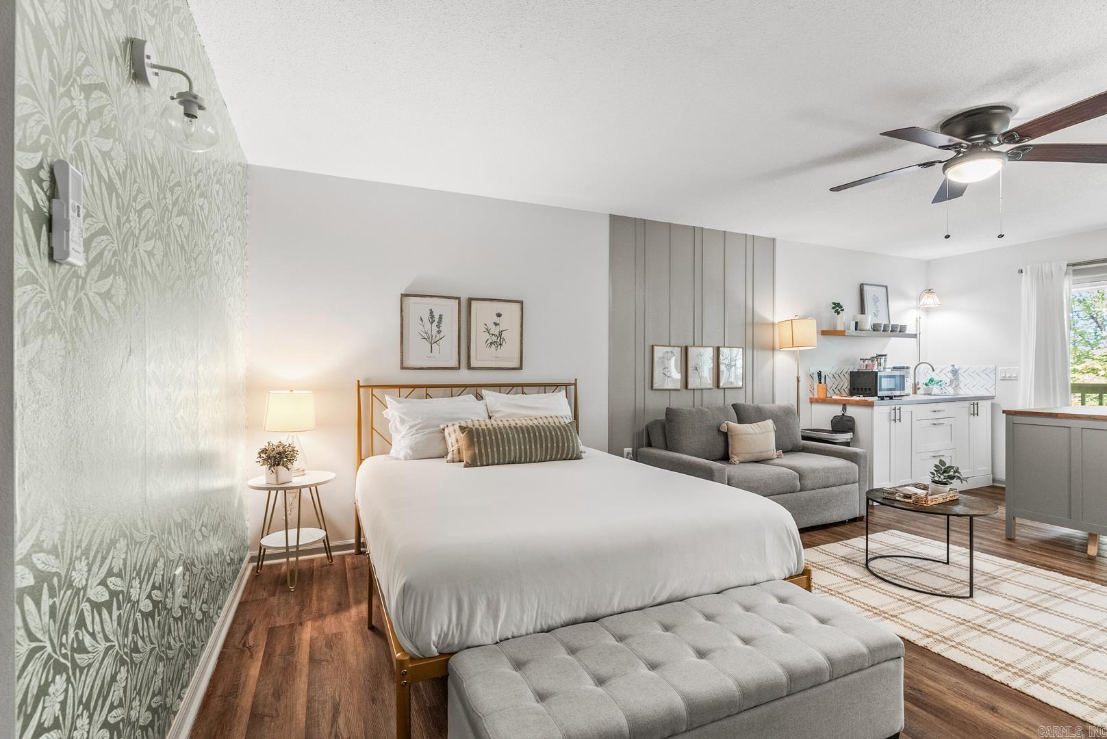 SUMMERHILL PLACE CONDOS - Residential
