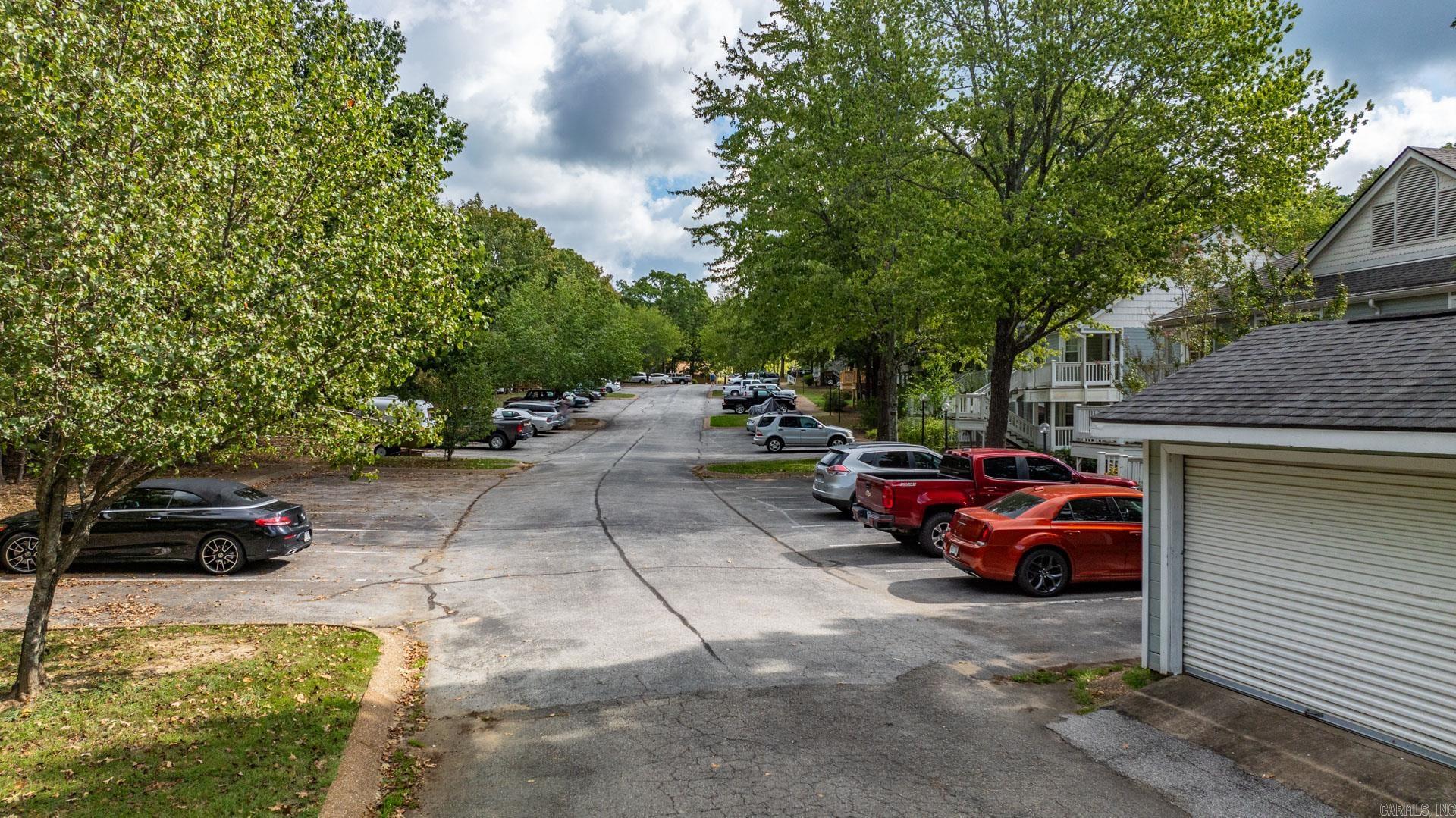 SUMMERHILL PLACE CONDOS - Residential