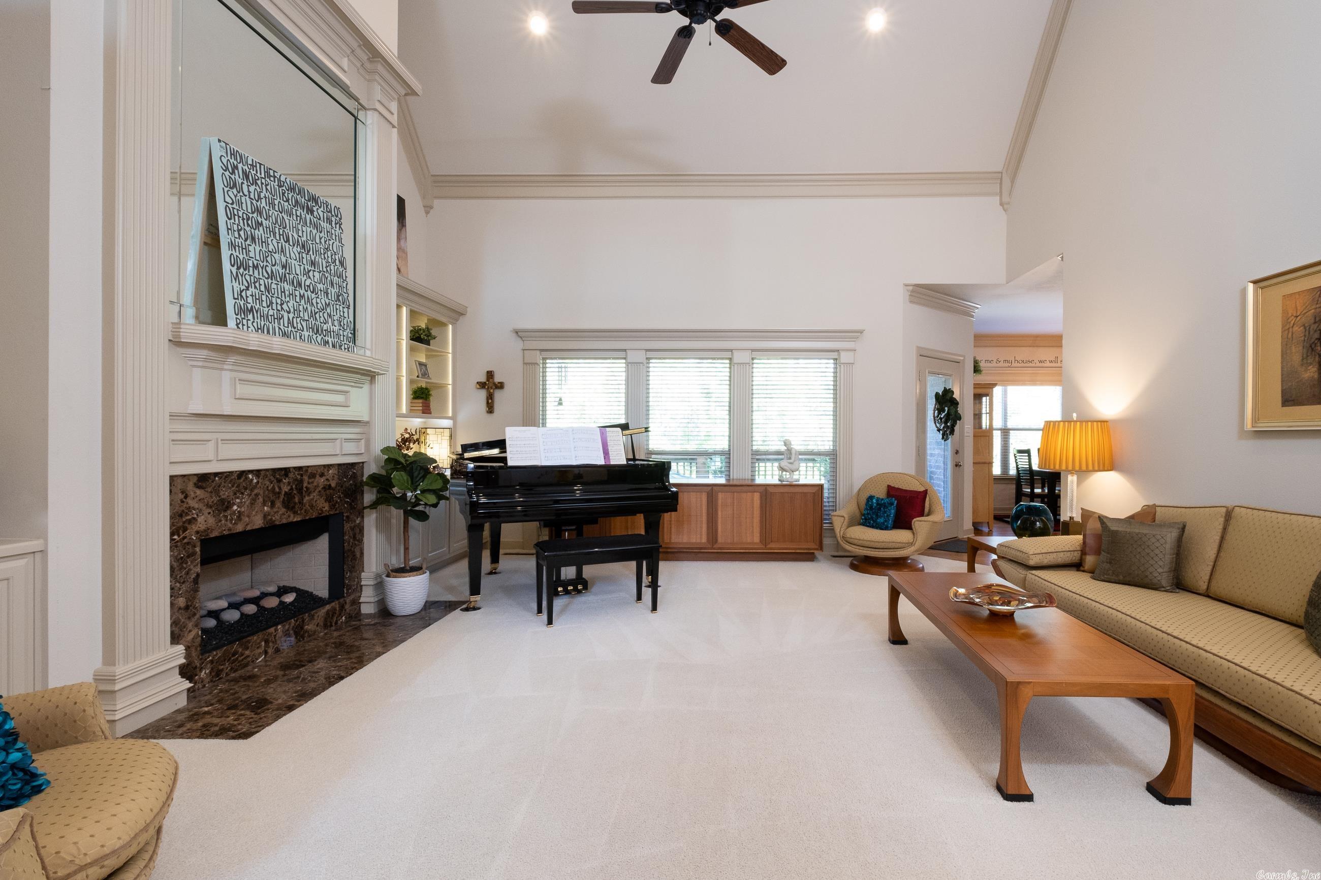 CHENAL VALLEY MARGEUAX - Residential