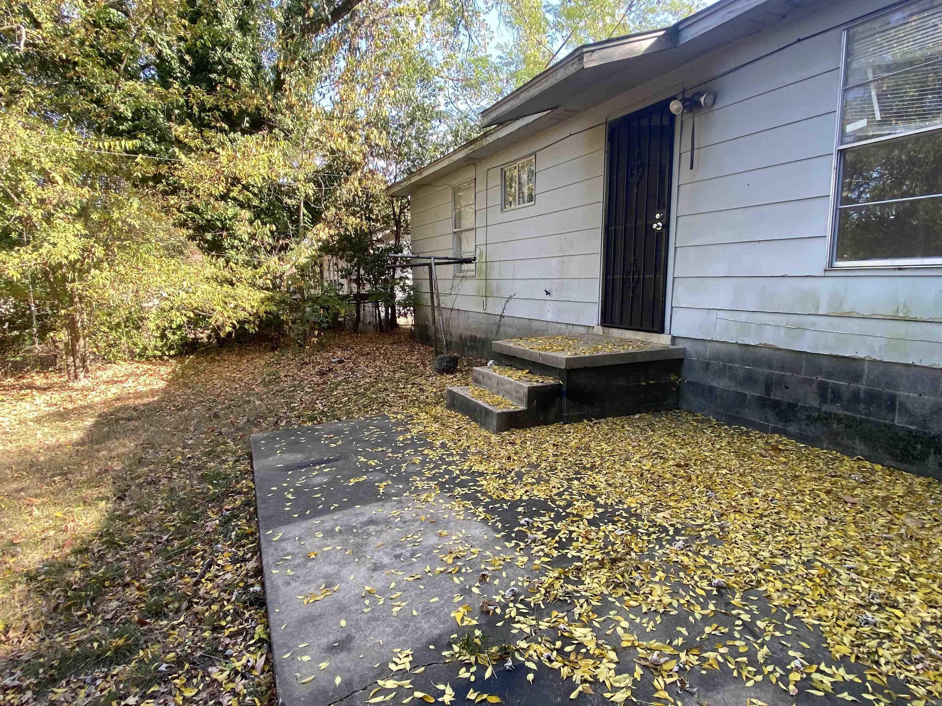 Lake View - Residential