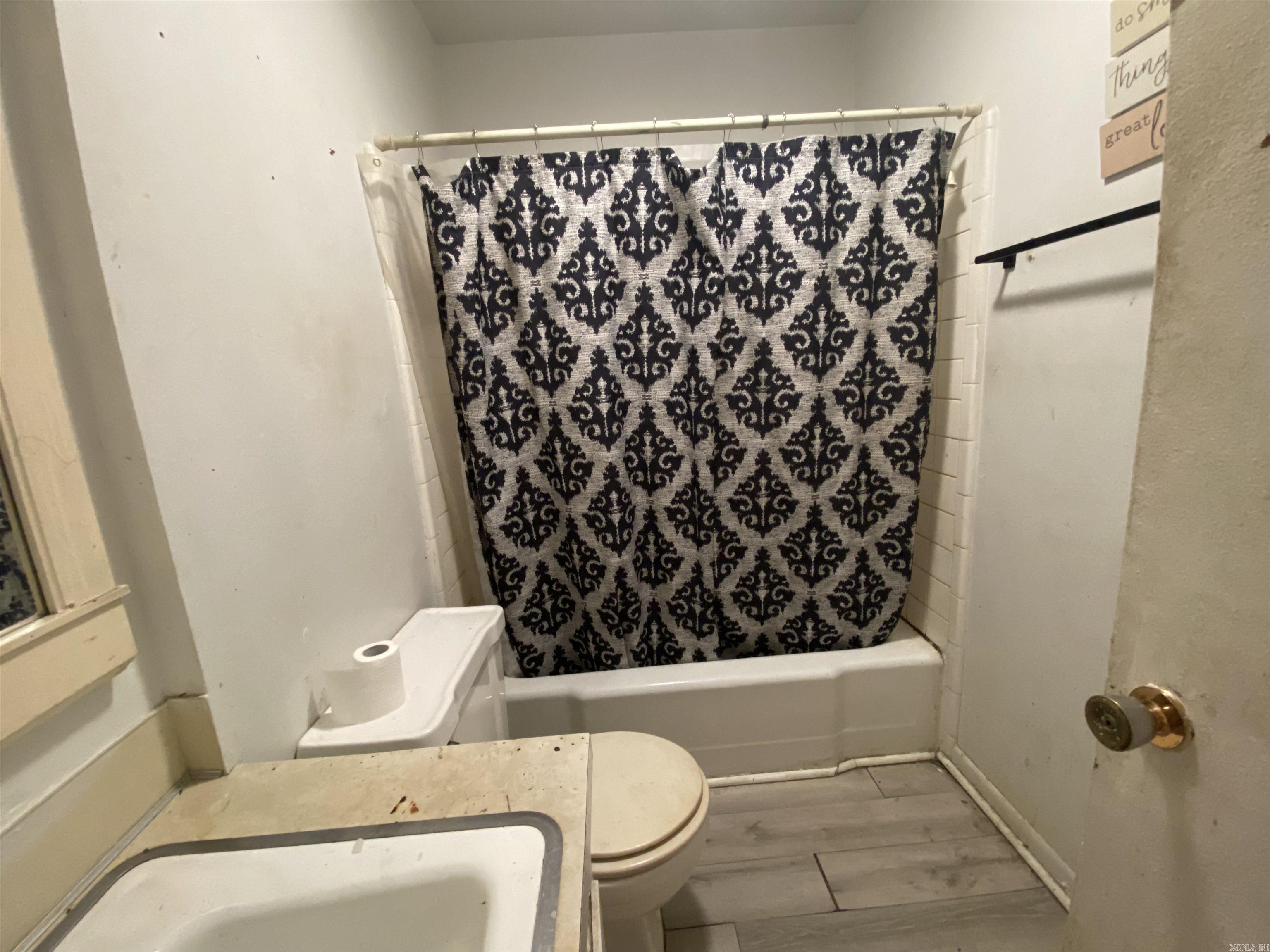 Lake View - Residential