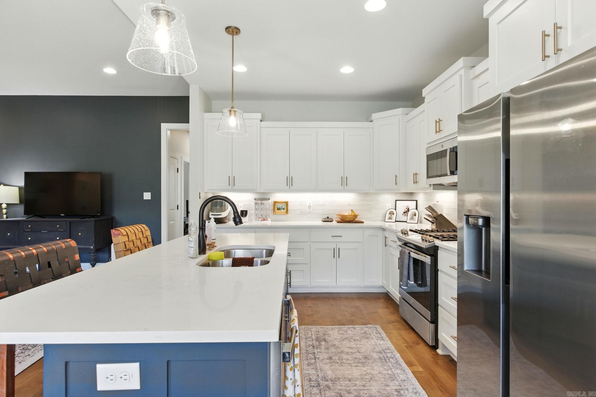 LOCHRIDGE ESTATES - Residential