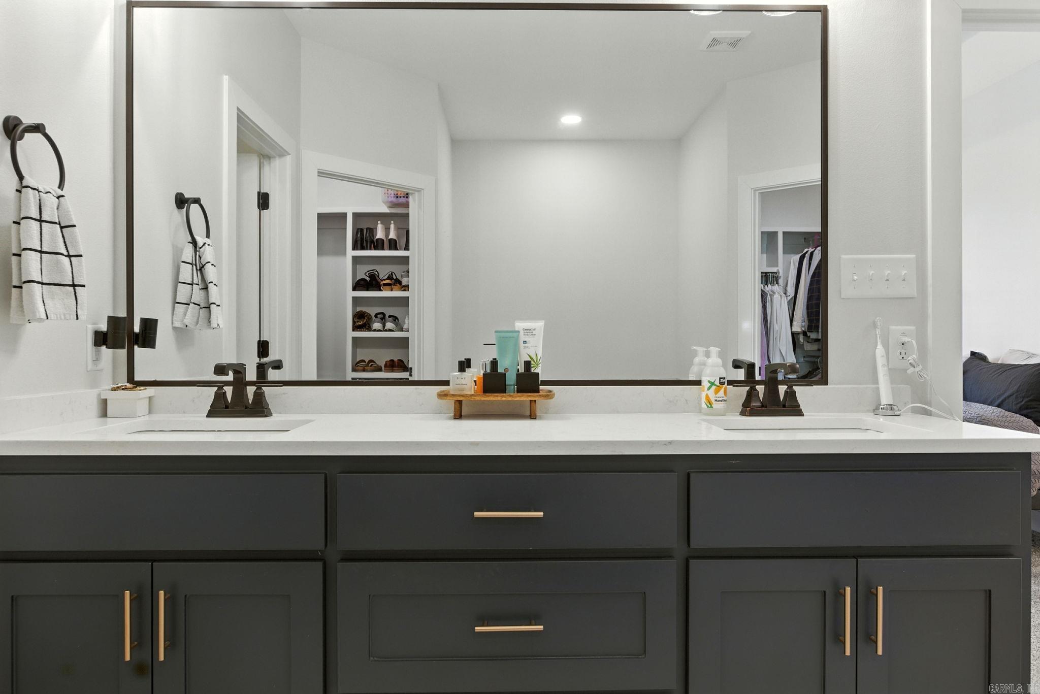 LOCHRIDGE ESTATES - Residential