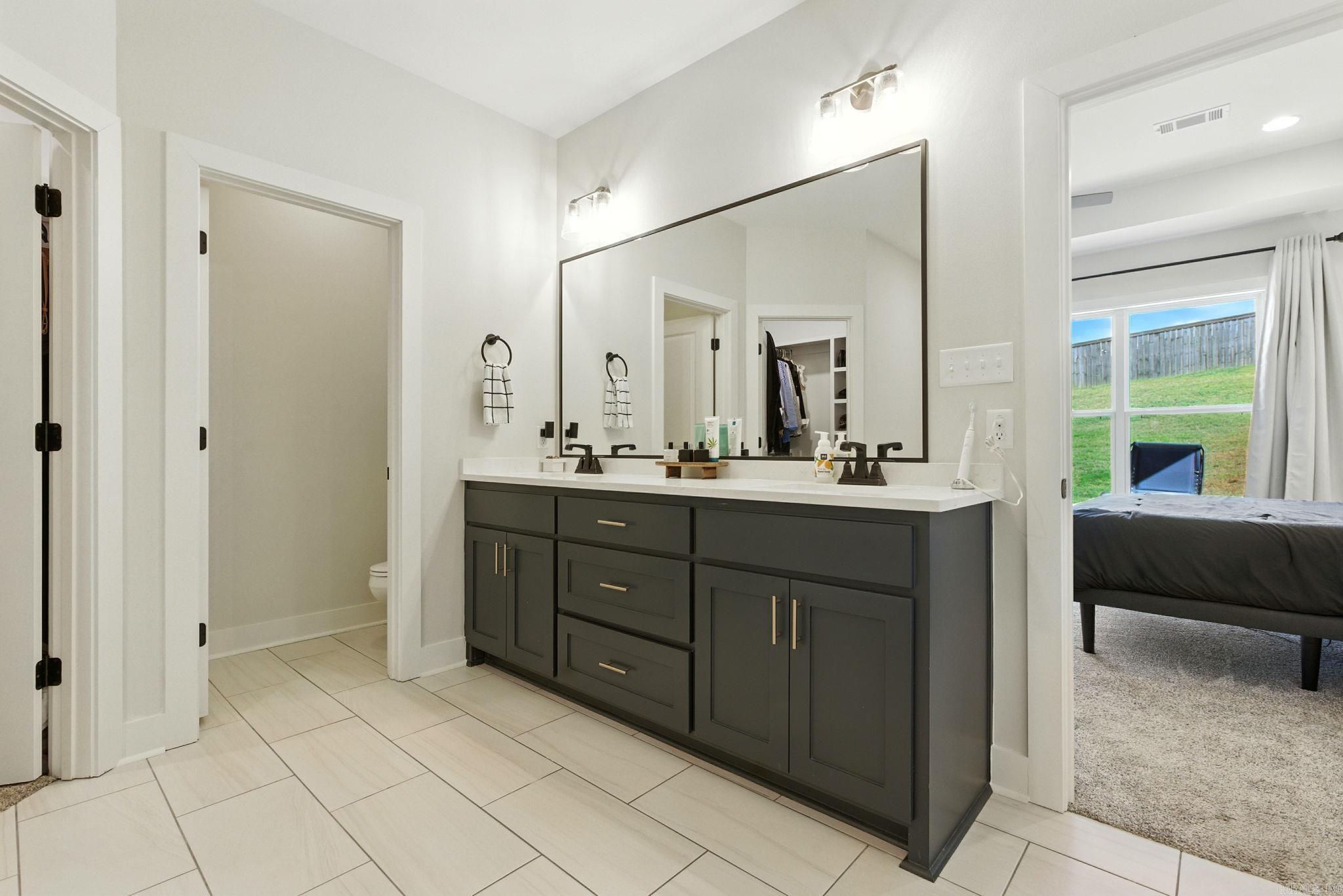 LOCHRIDGE ESTATES - Residential