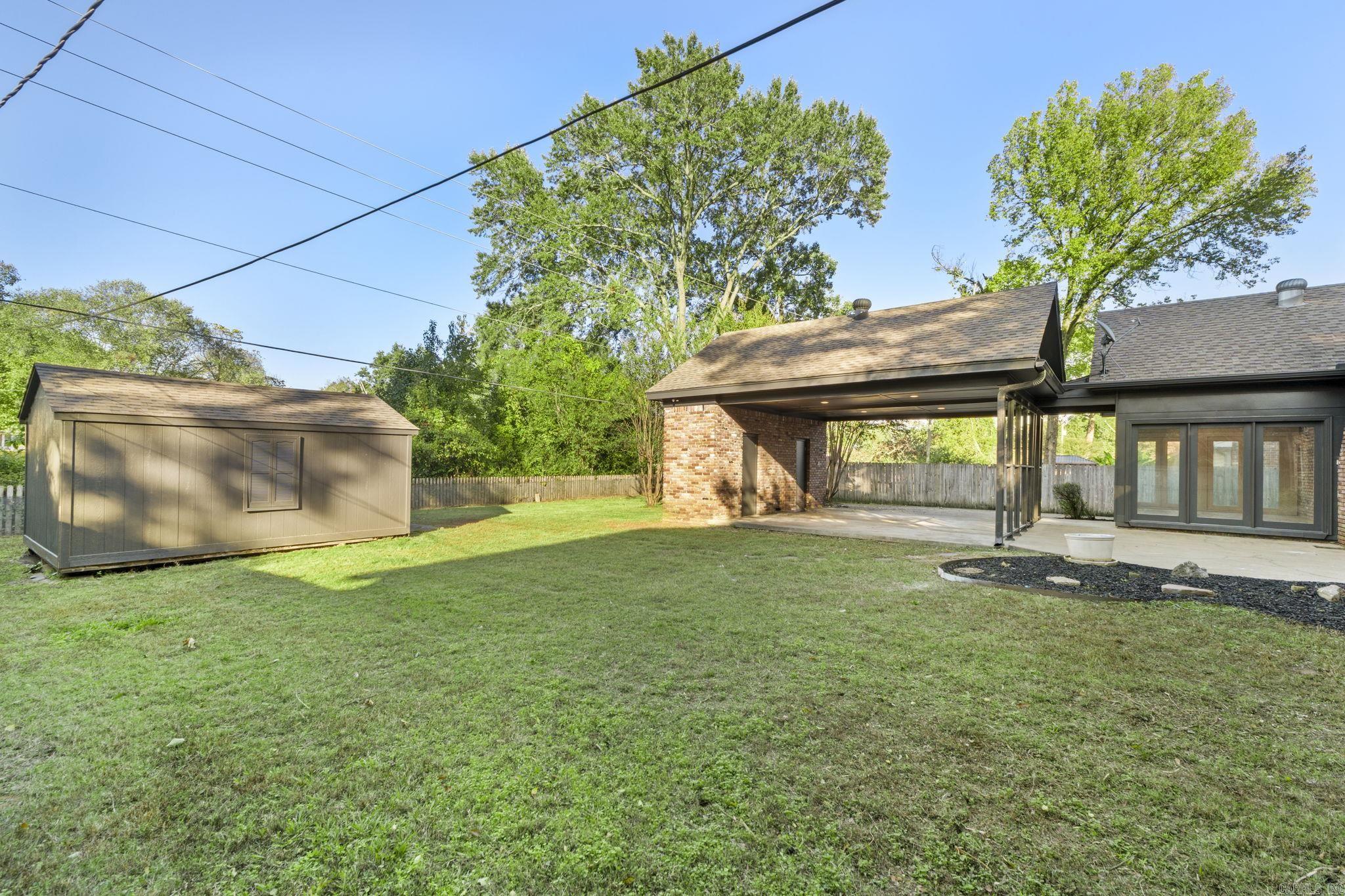 LAKEWOOD NE - Residential