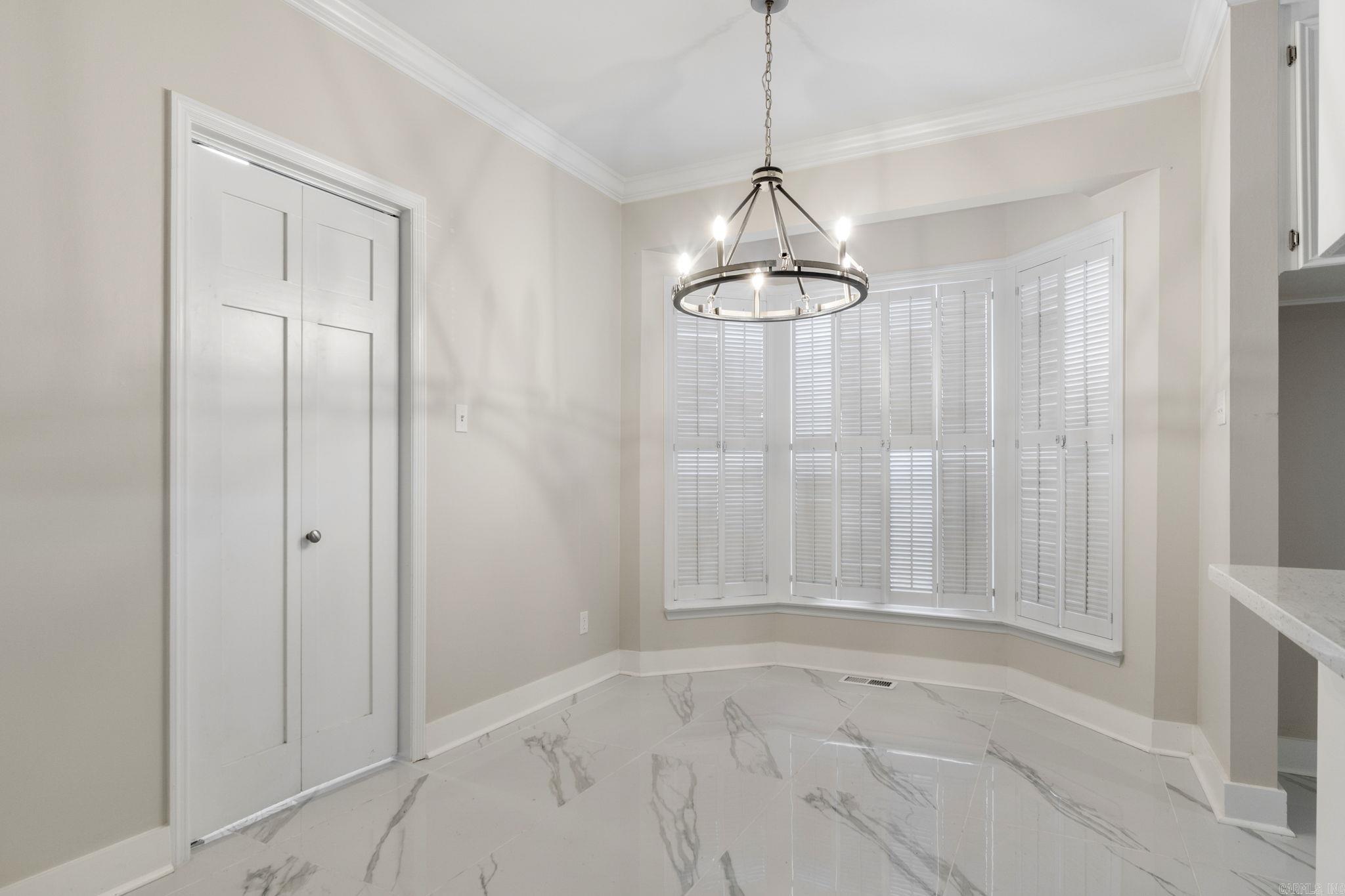 LAKEWOOD NE - Residential