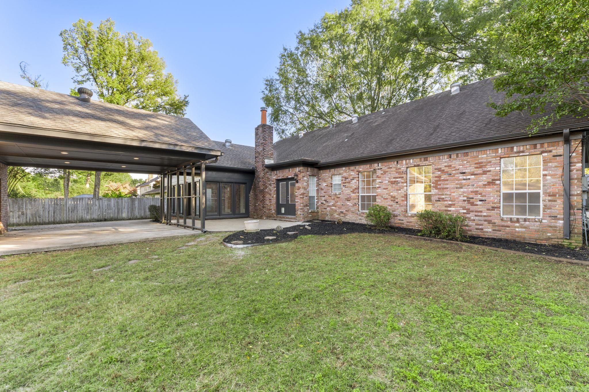 LAKEWOOD NE - Residential