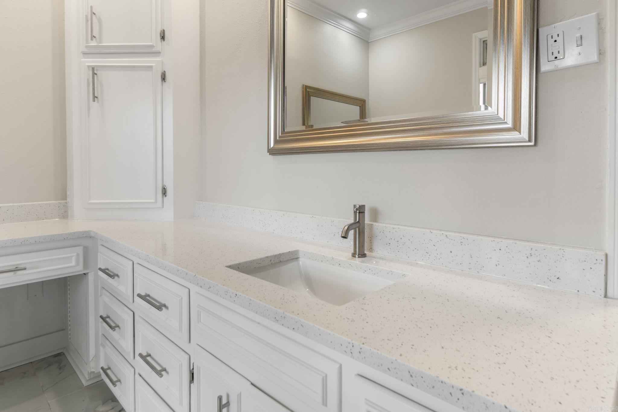 LAKEWOOD NE - Residential