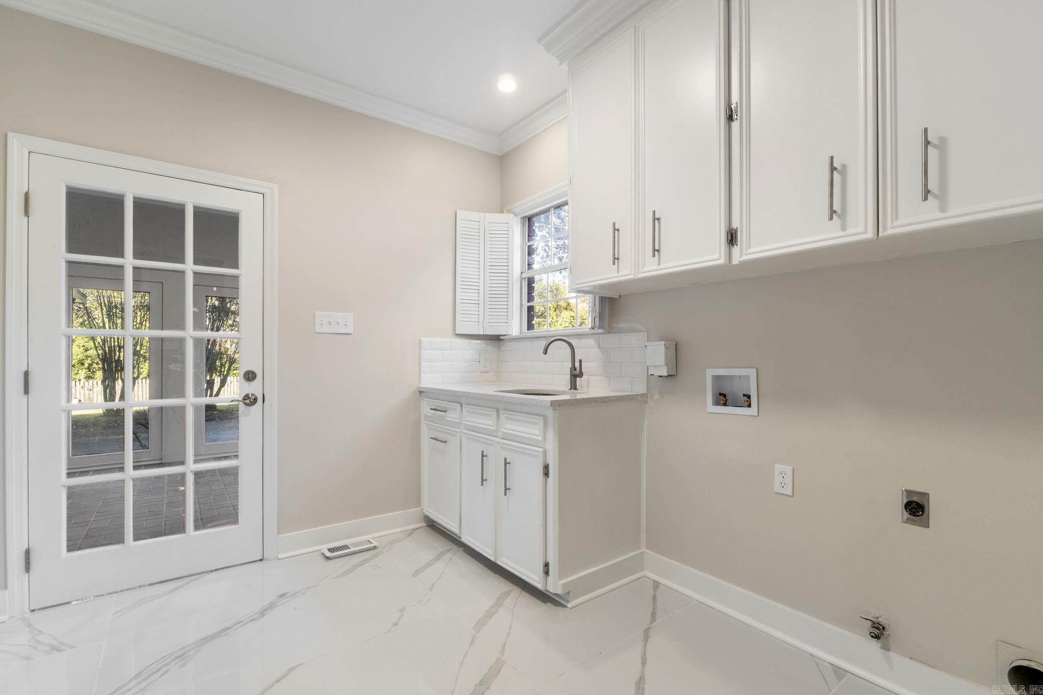 LAKEWOOD NE - Residential