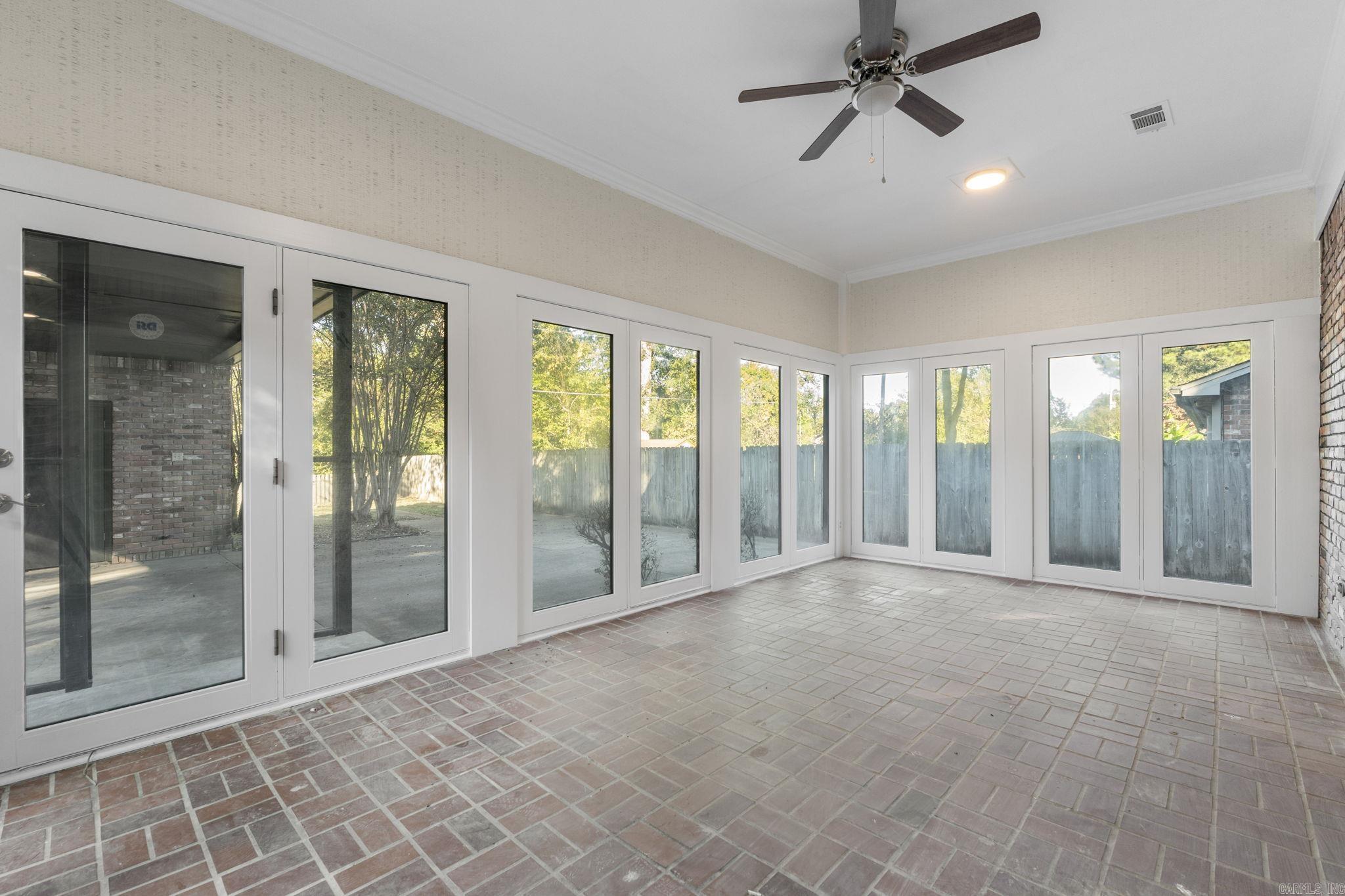 LAKEWOOD NE - Residential