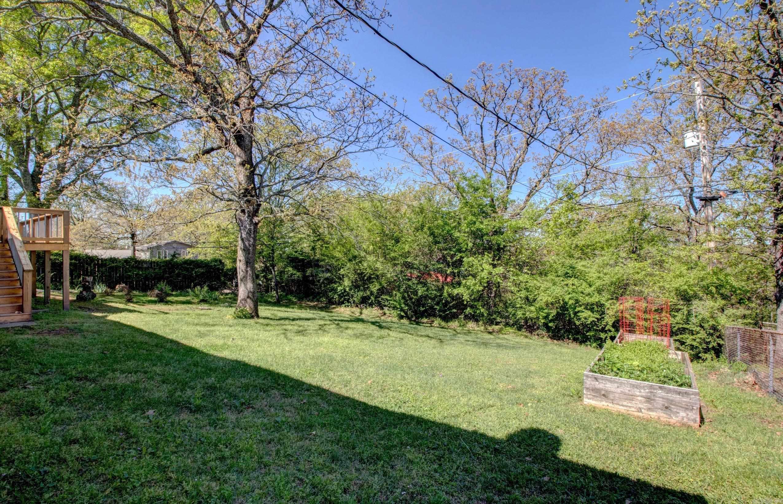 PIKE VIEW - Residential