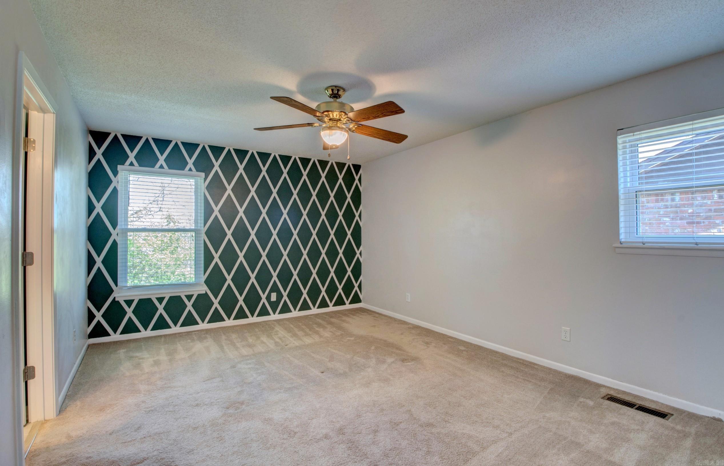 PIKE VIEW - Residential