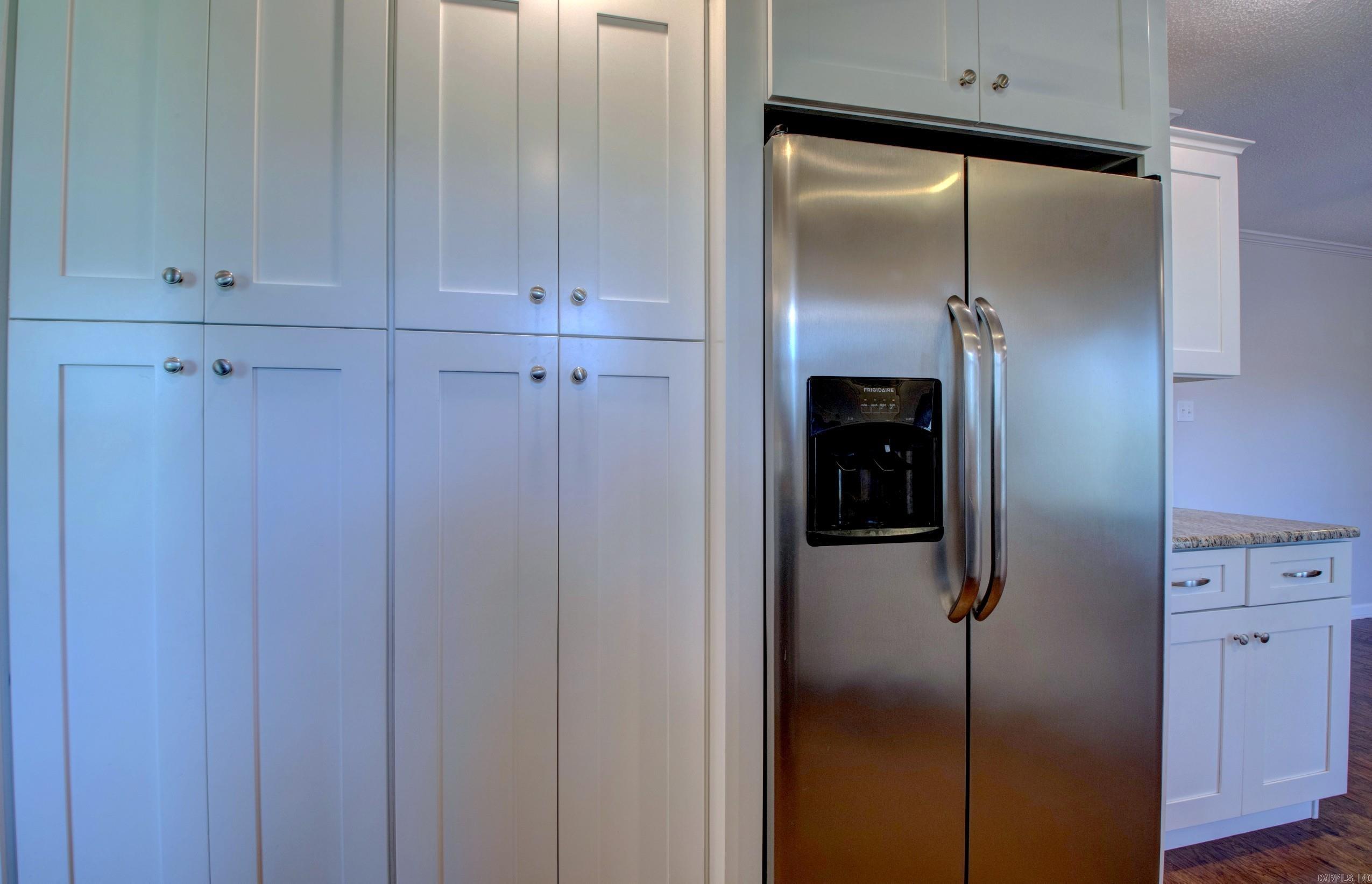 PIKE VIEW - Residential