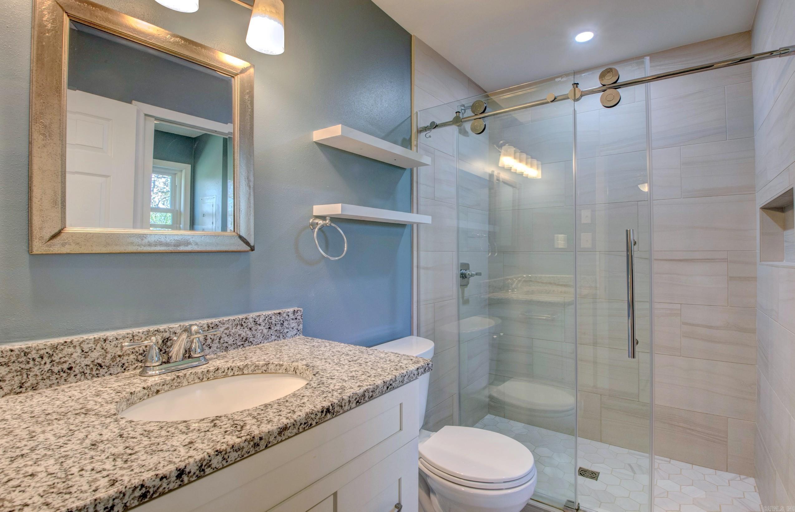 PIKE VIEW - Residential