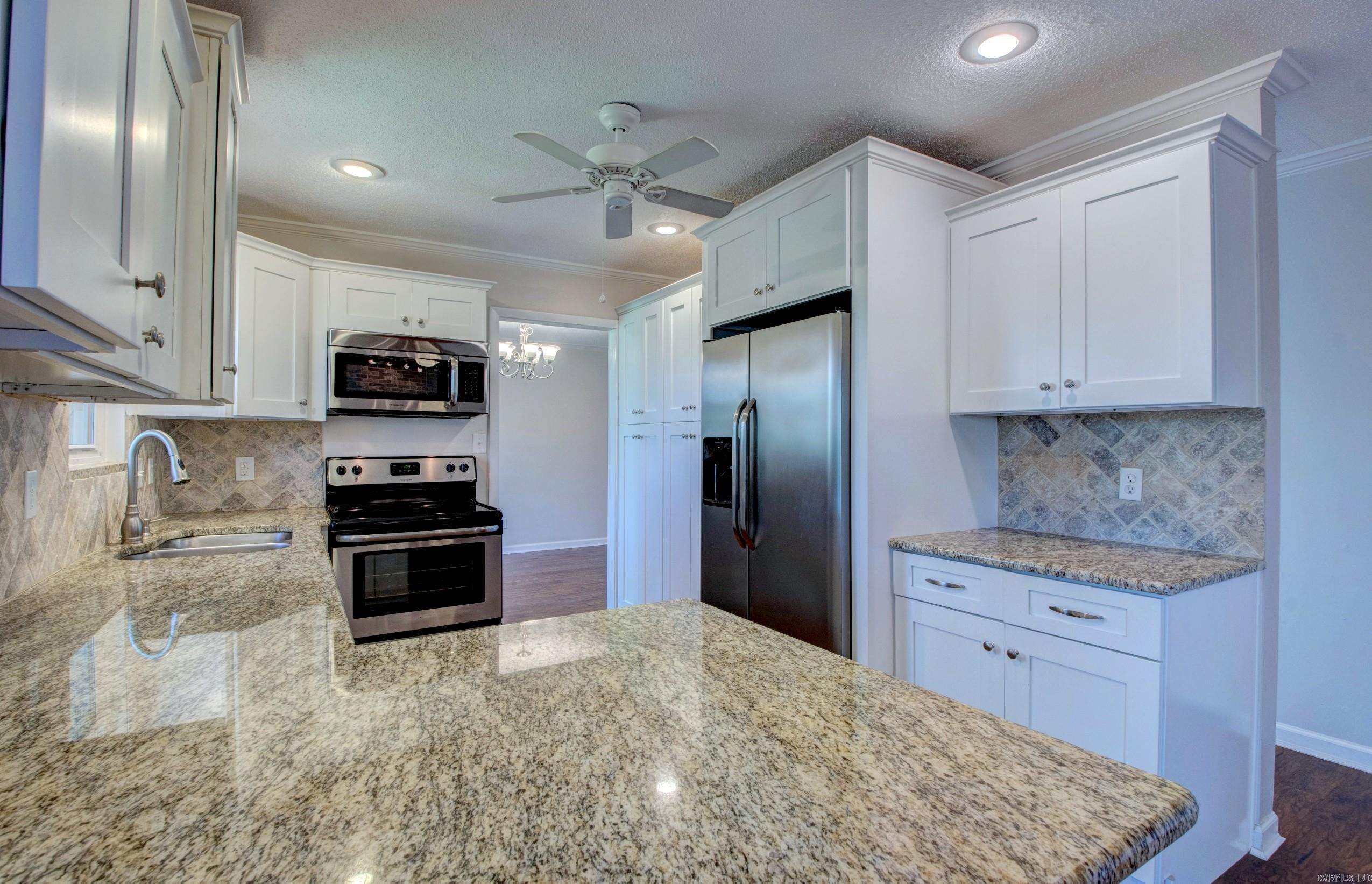 PIKE VIEW - Residential