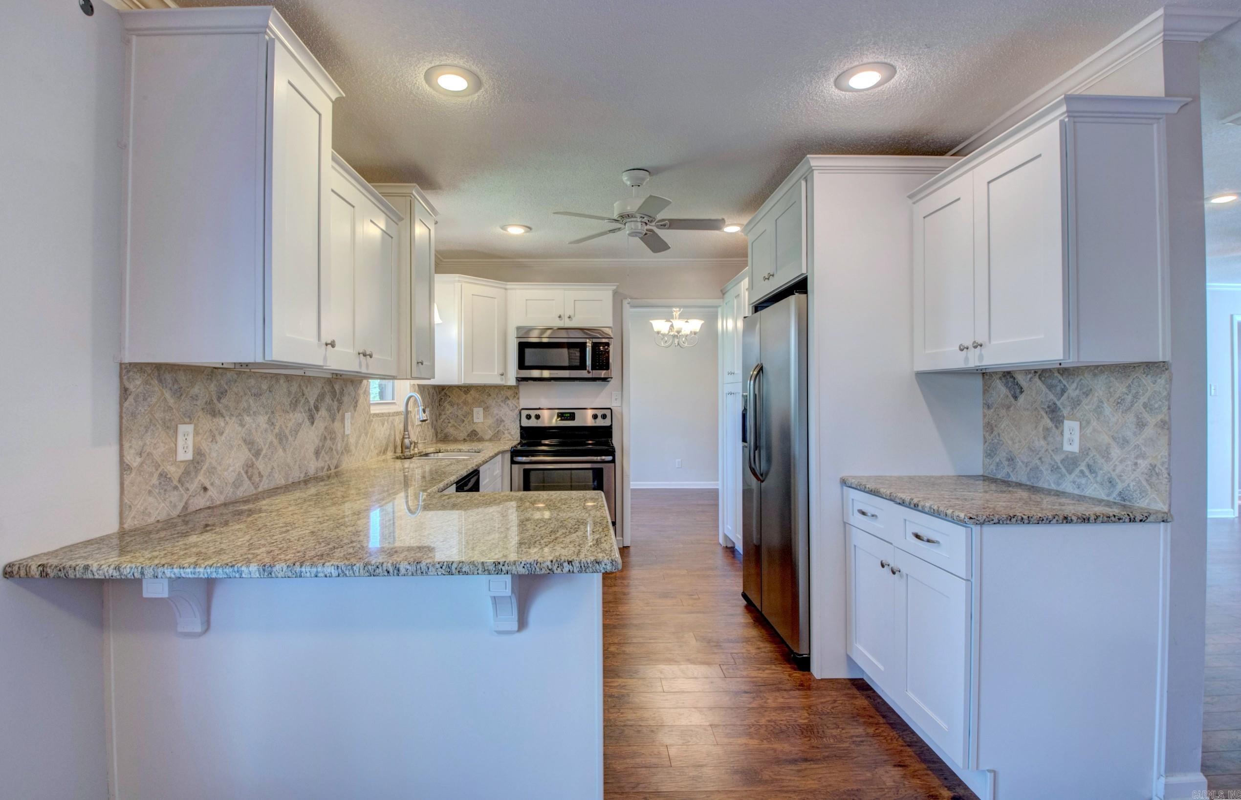 PIKE VIEW - Residential