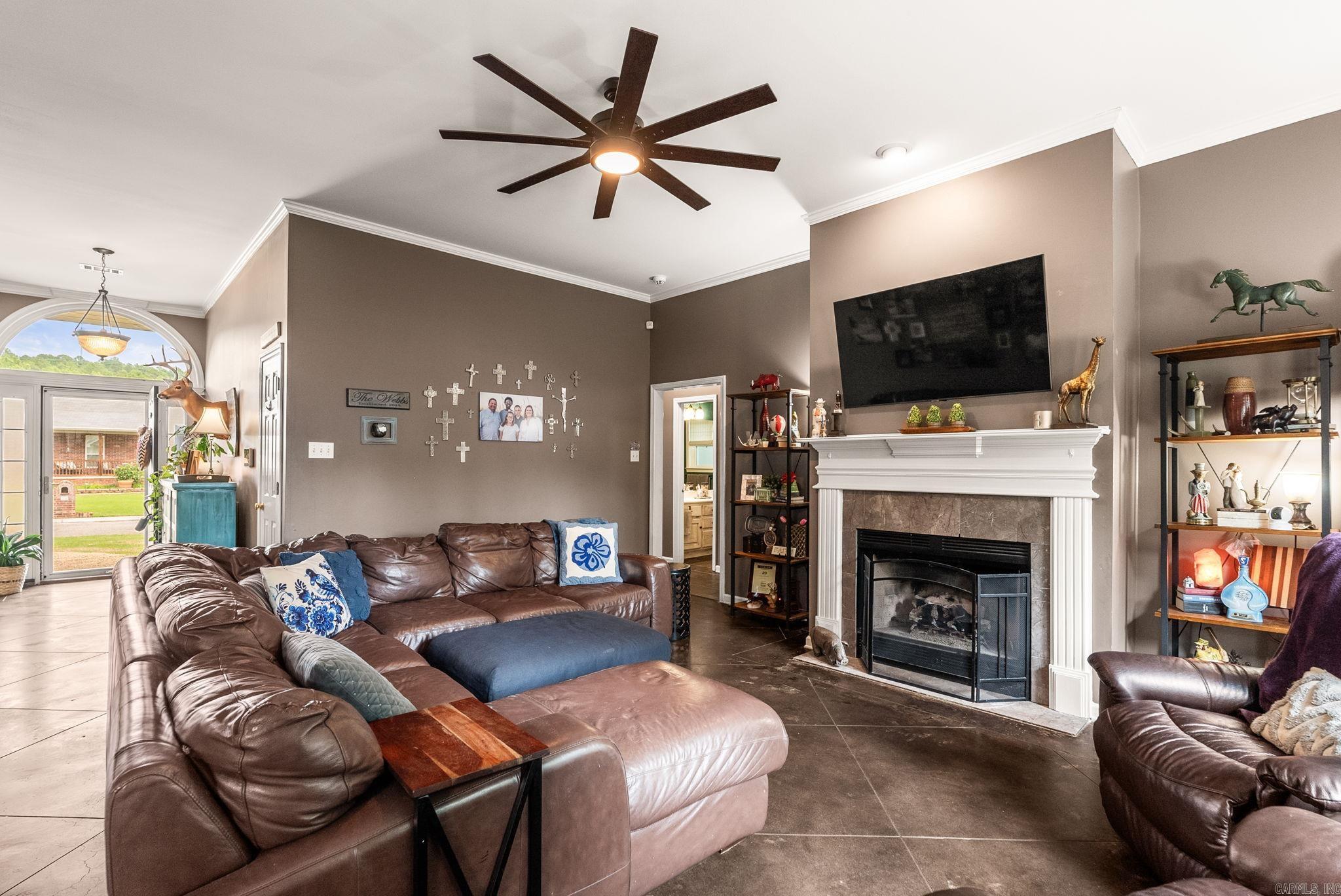 EDGEWATER ADDN - Residential