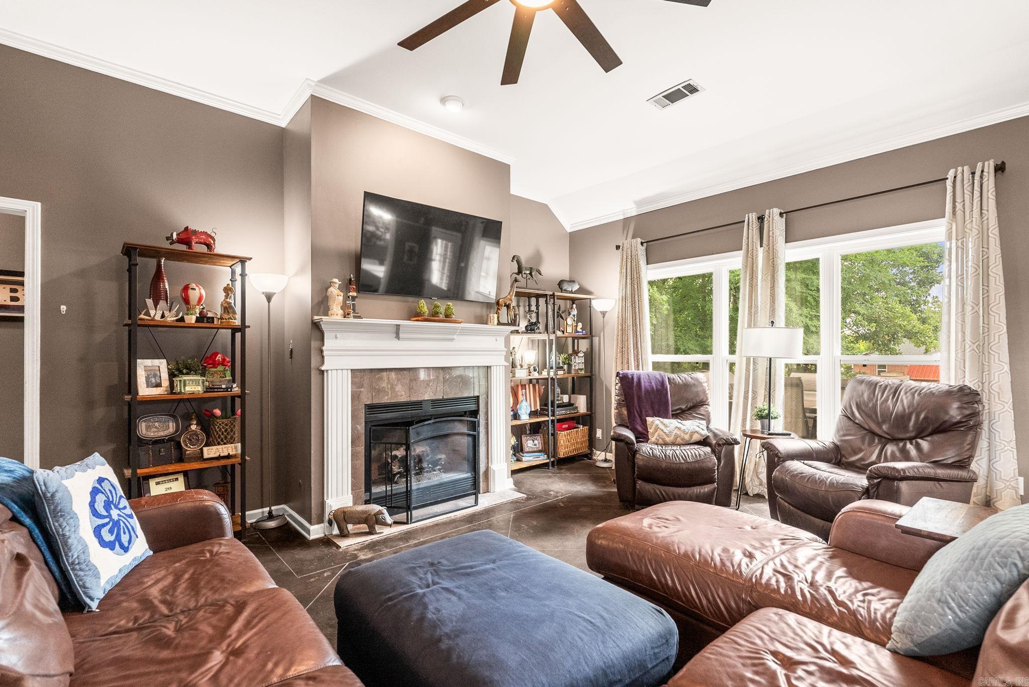 EDGEWATER ADDN - Residential